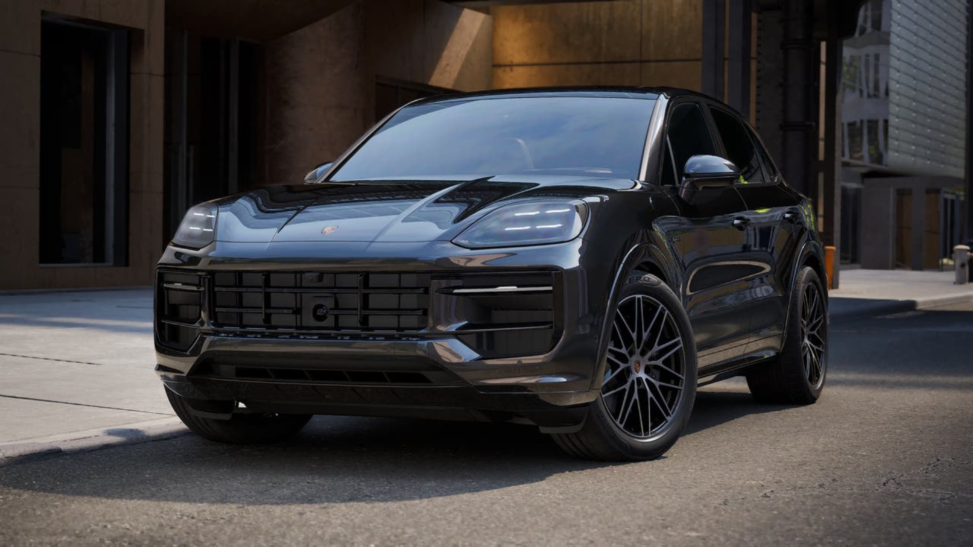 PORSCHE Cayenne E-Hybrid Black Edition-image-0