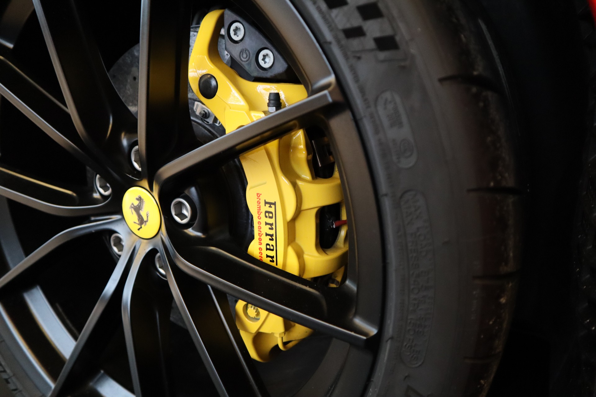FERRARI 488 Pista 3.9 V8-image-30