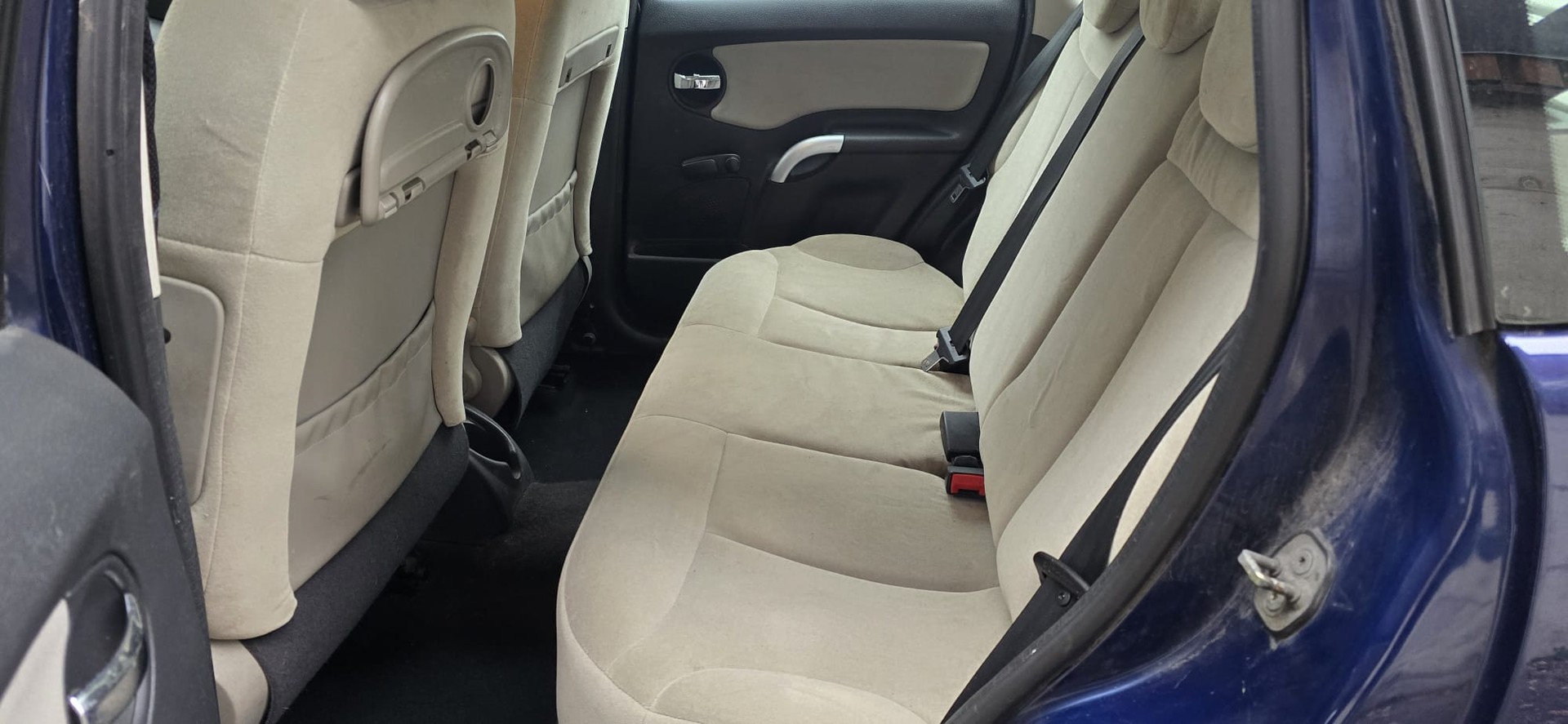 CITROEN C3 1.4i Exclusive-image-6