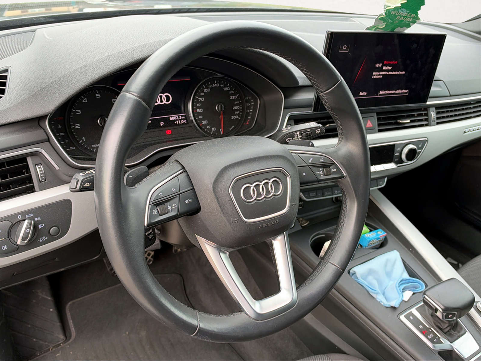 AUDI A4 Avant 40 TFSI advanced S-tronic quattro-image-2
