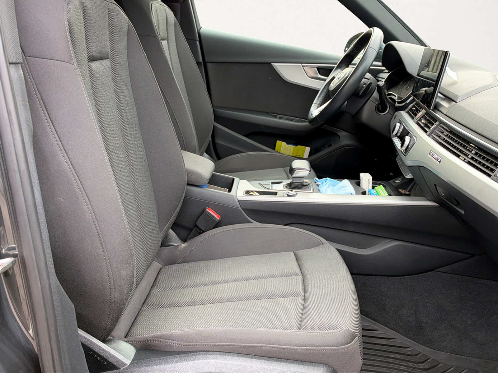 AUDI A4 Avant 40 TFSI advanced S-tronic quattro-image-8
