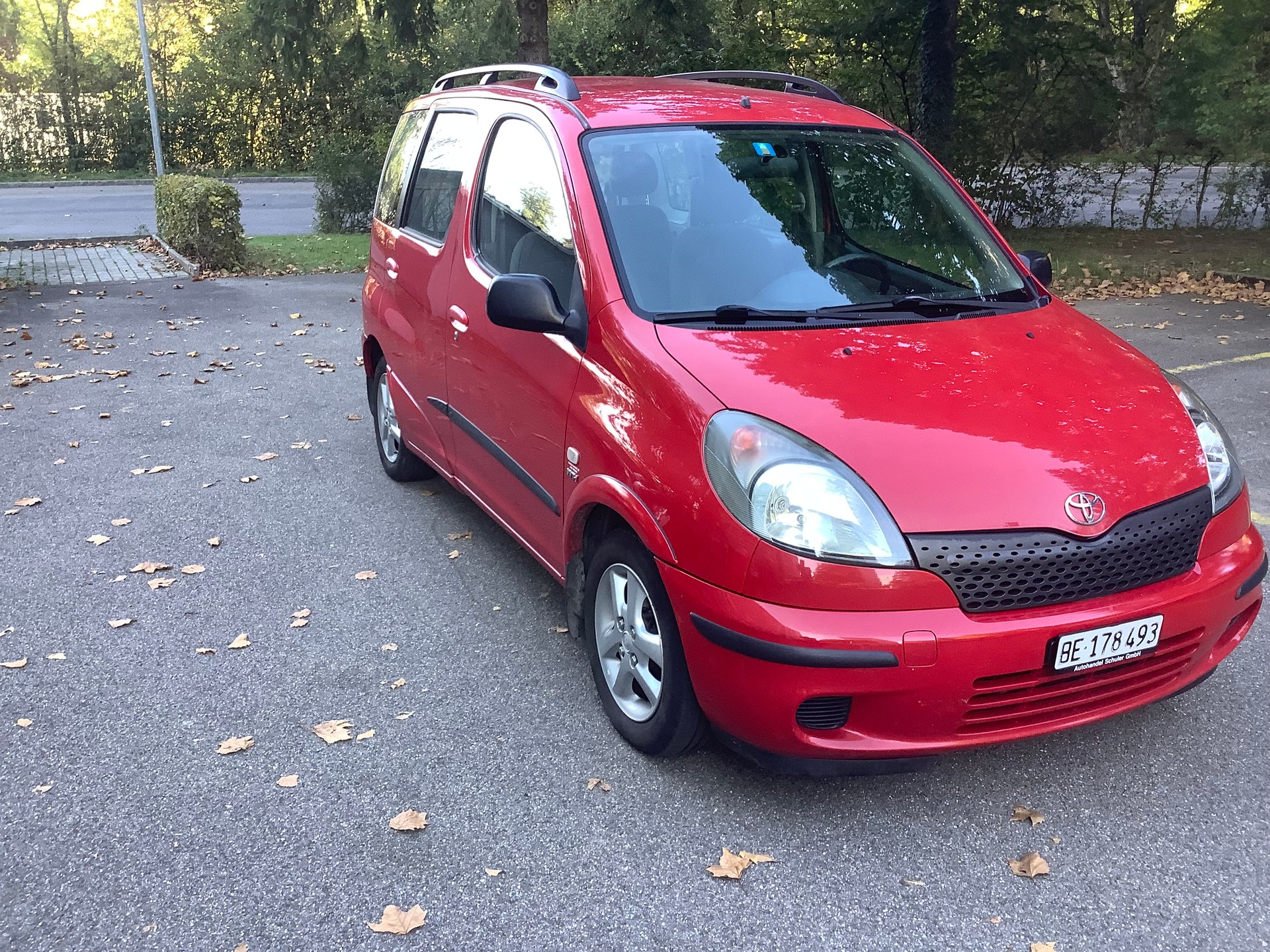 TOYOTA Yaris Verso 1.3 Linea Sol-image-1