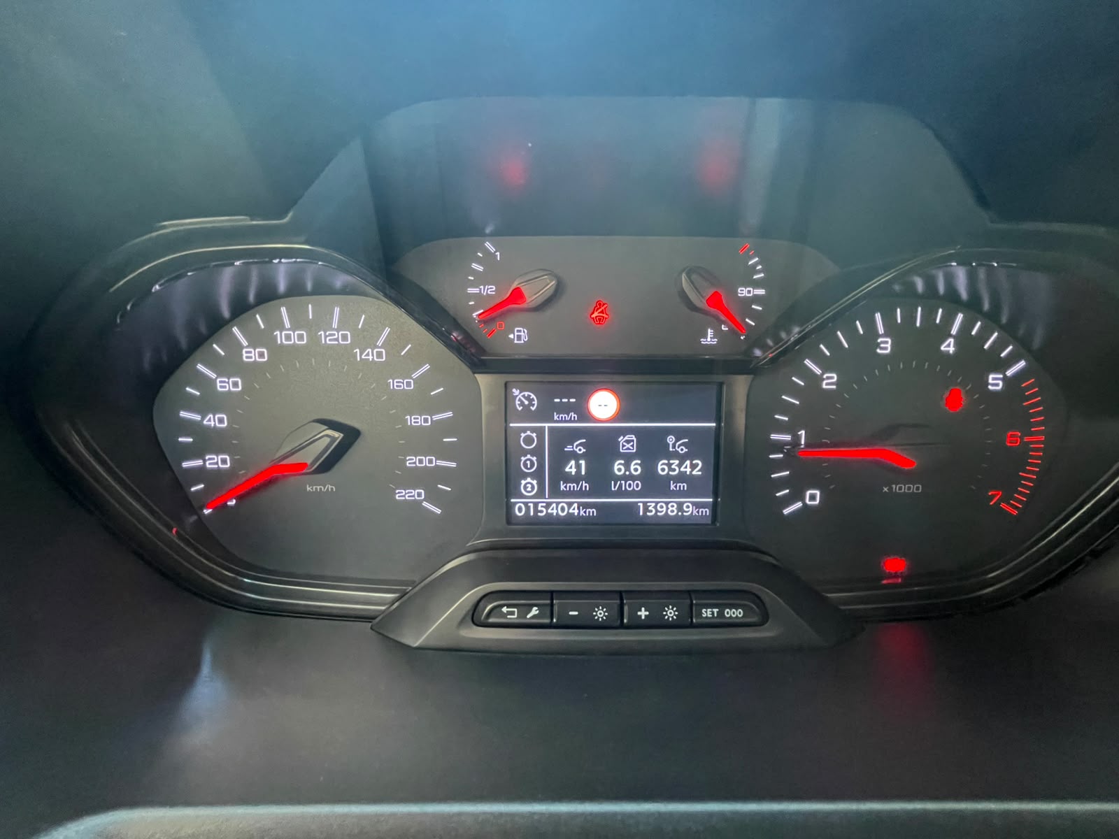 PEUGEOT Partner 1.5 Blue HDi Long 1000kg EAT8-image-12