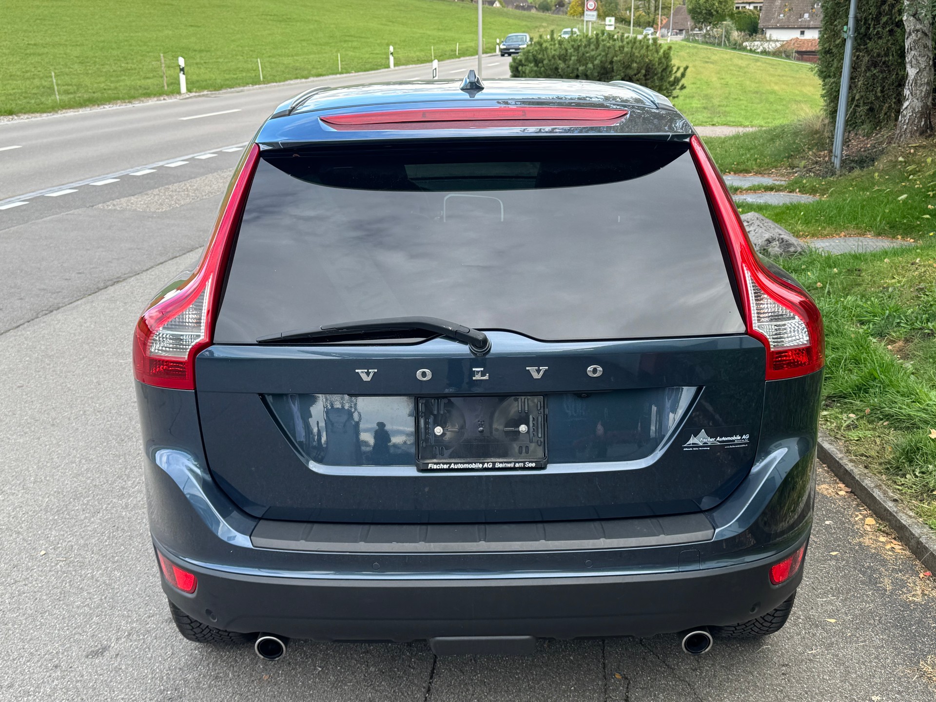VOLVO XC60 D3 AWD Summum Geartronic-image-5
