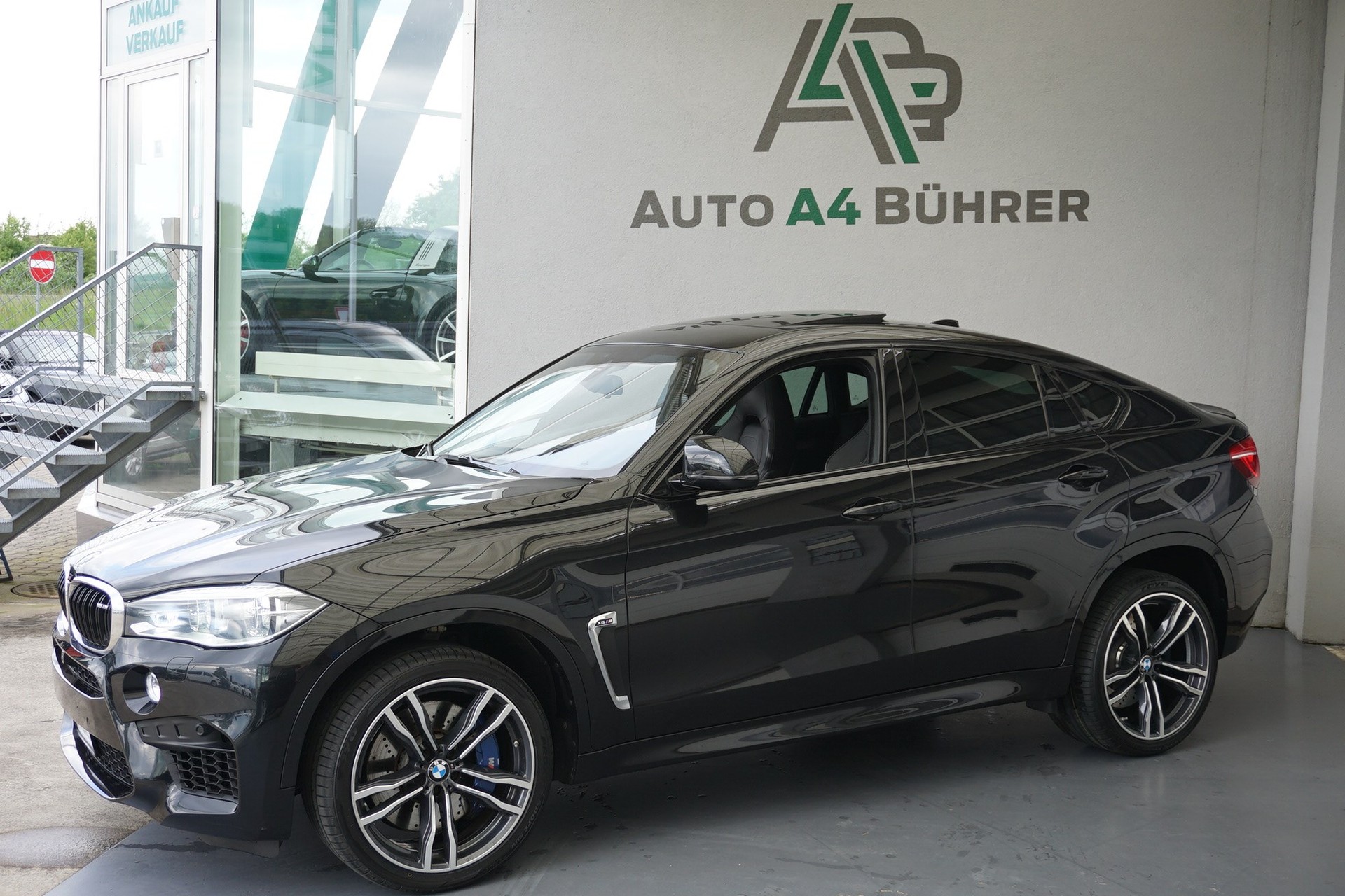 BMW X6M-image-3