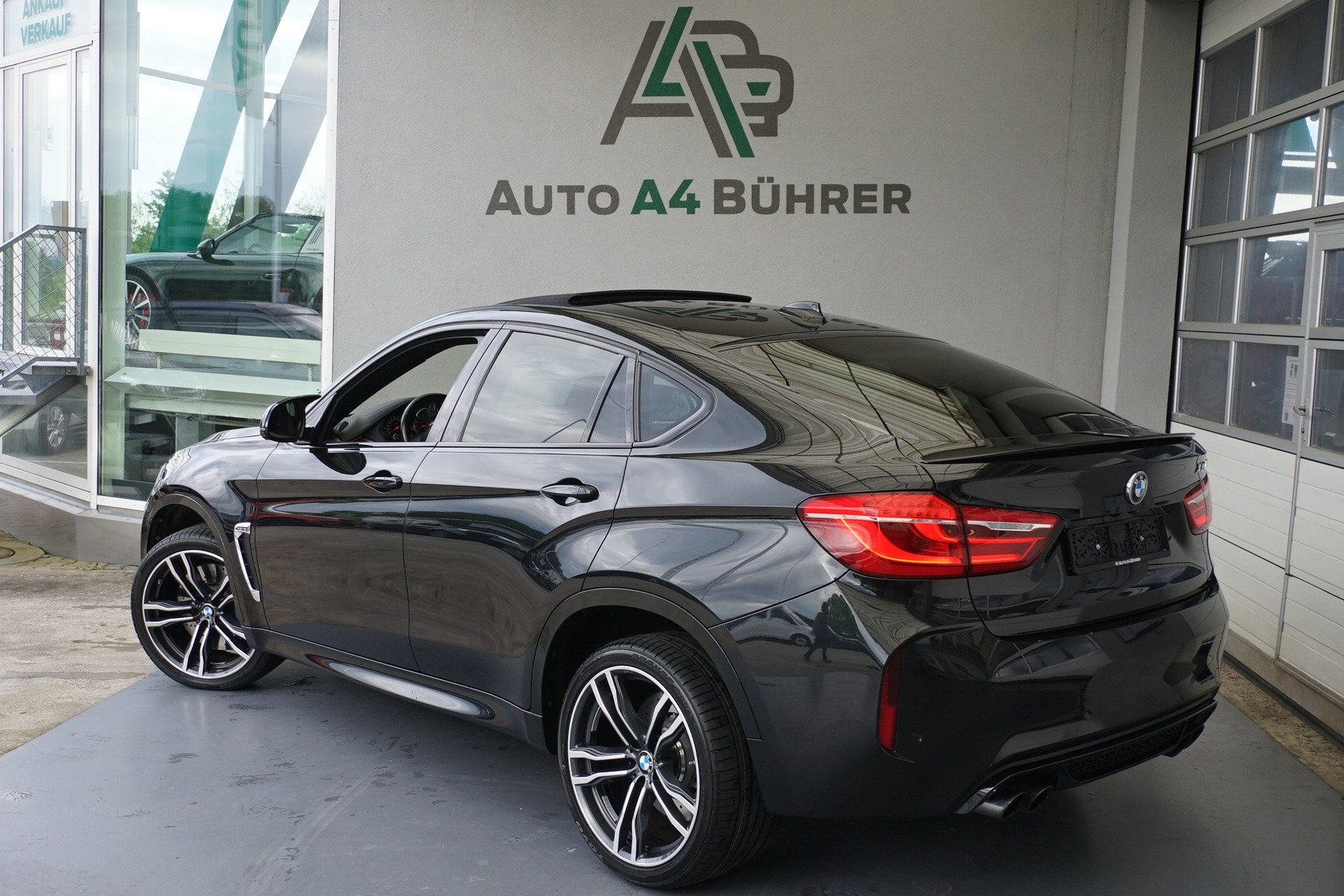 BMW X6M-image-5