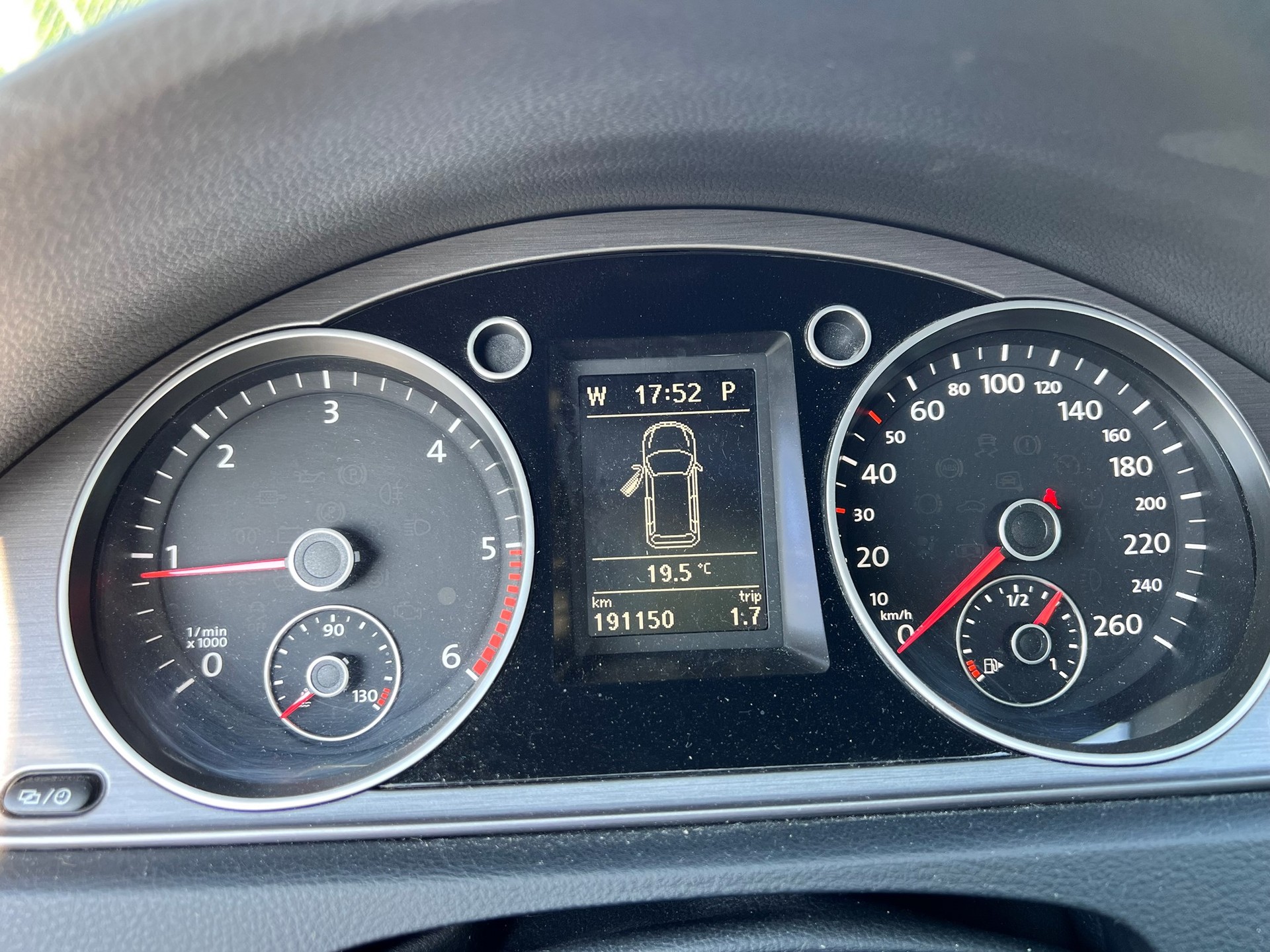 VW Passat Variant 2.0 TDI BMT Comfortline 4MDSG-image-15
