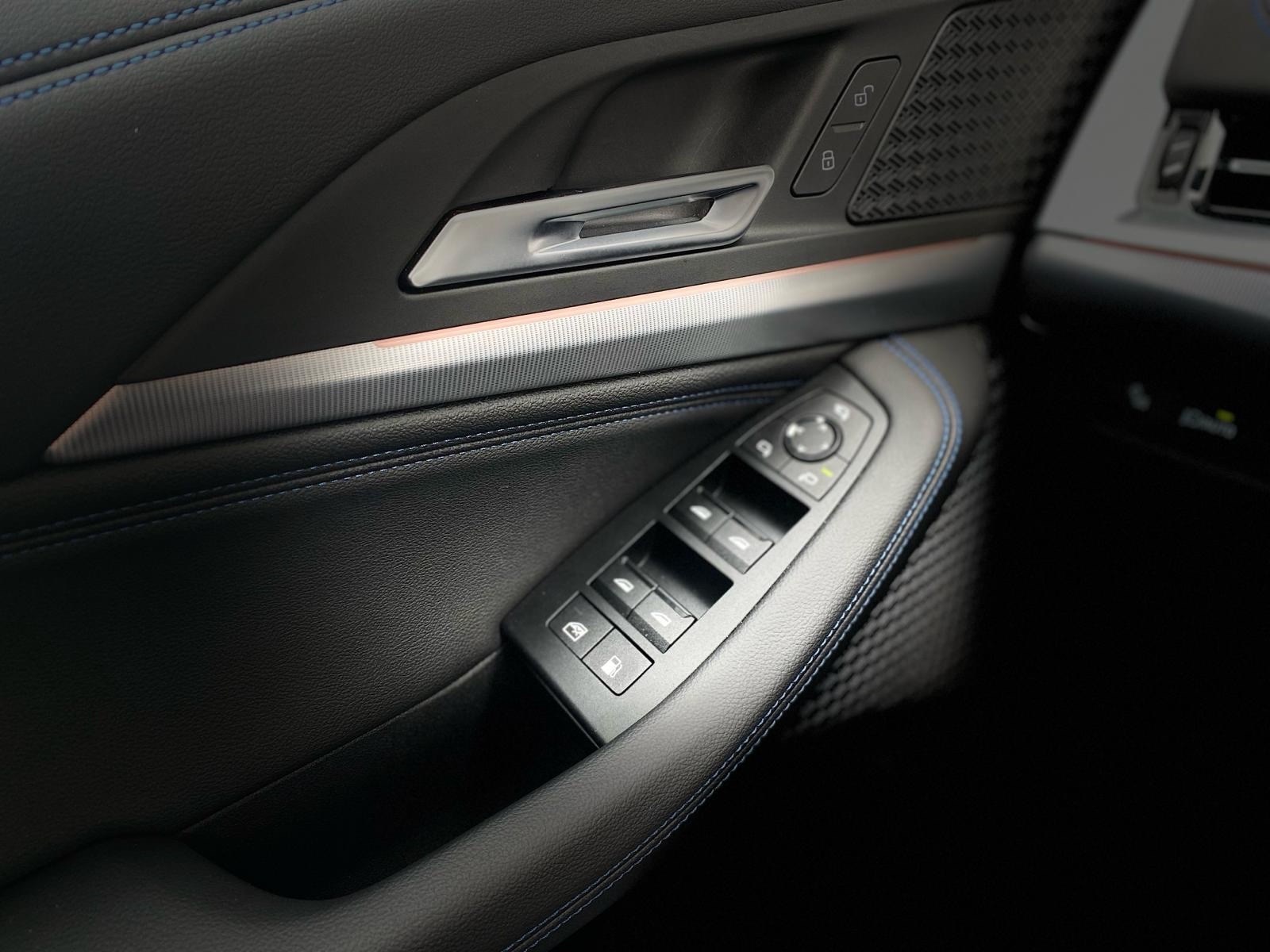 BMW 230e xDrive Active Tourer M Sport-image-14