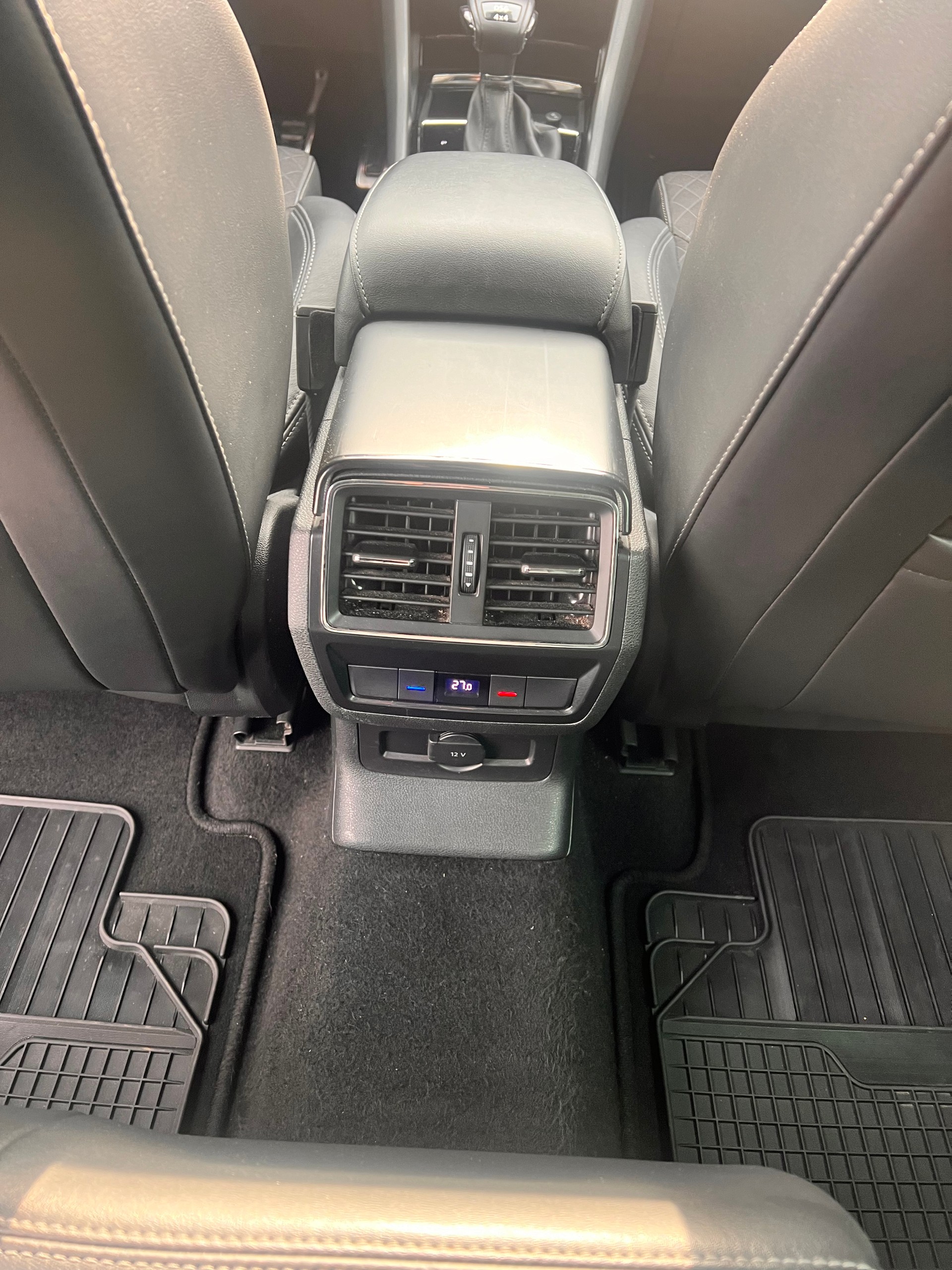 SKODA Kodiaq 2.0 TDI CR Style 4x4 DSG-image-15