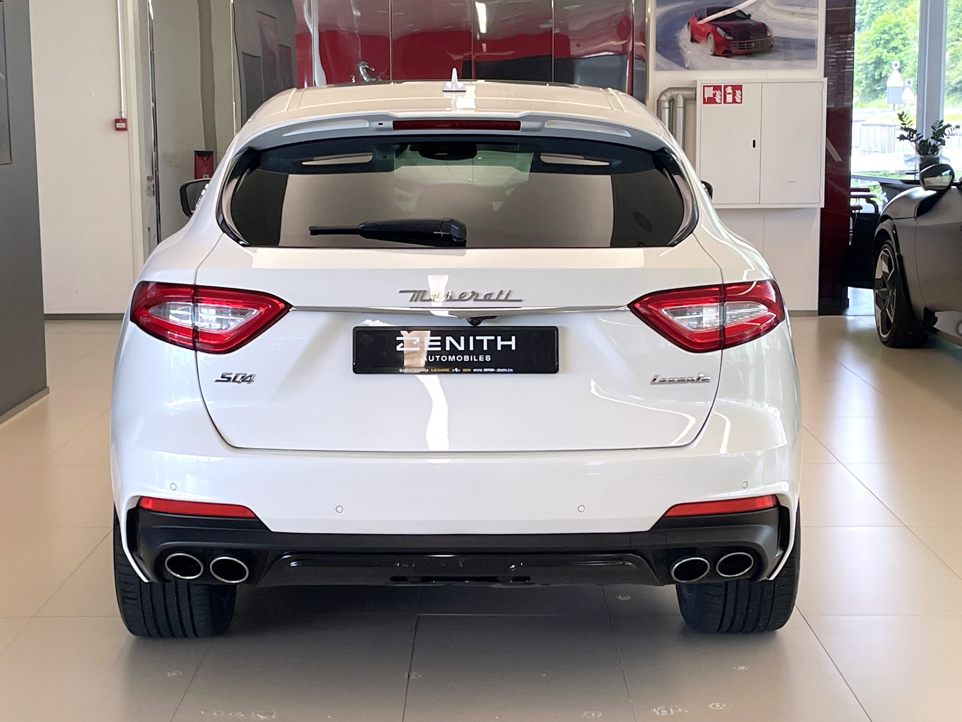 MASERATI Levante S 3.0V6 GranSport Automatica-image-5