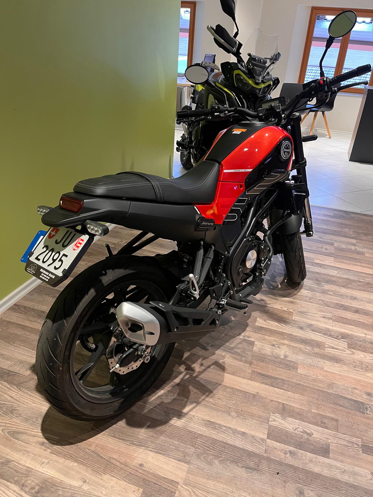 BENELLI Leoncino 125-image-1