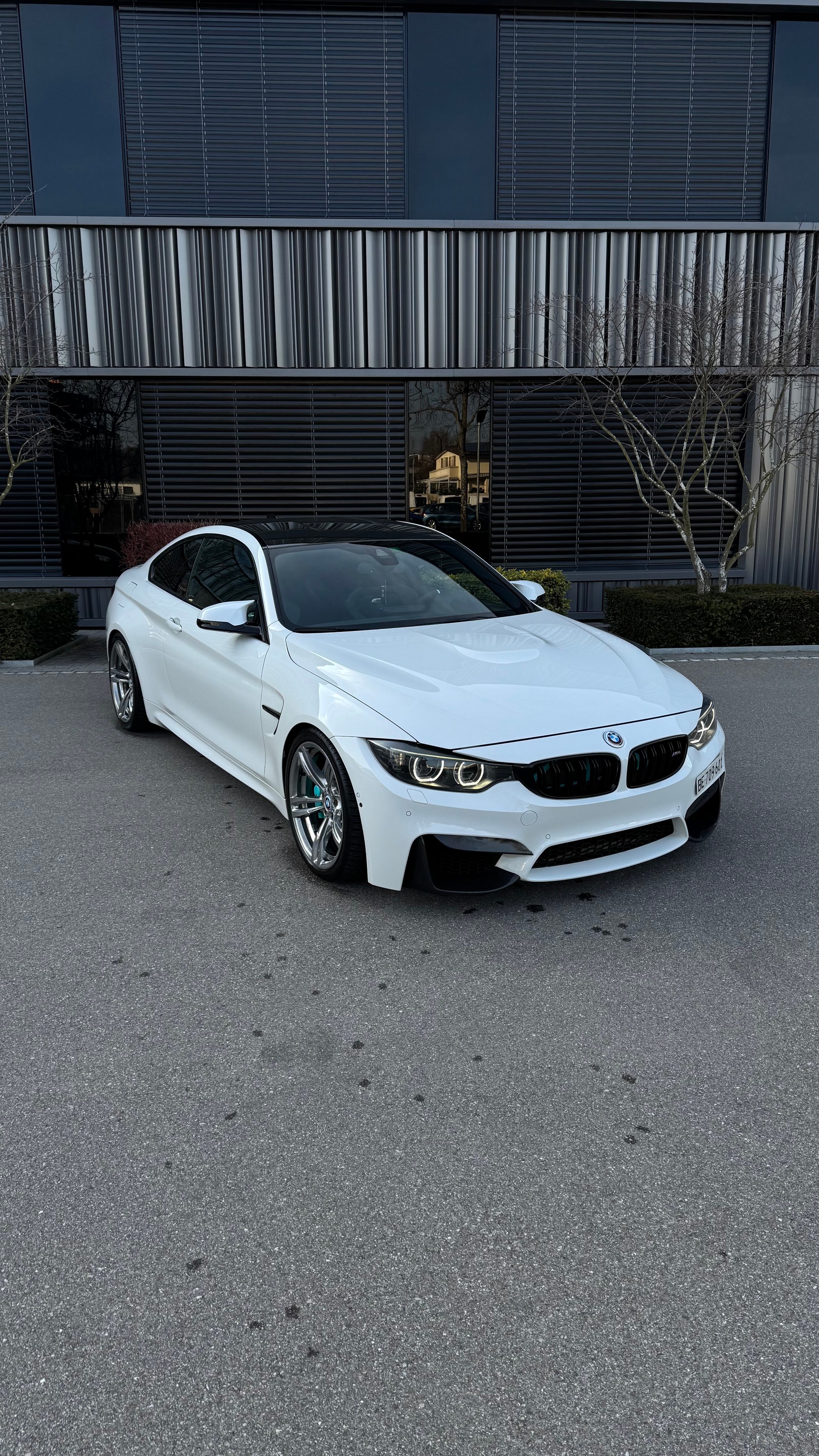 BMW M4 Coupé DKG-image-0