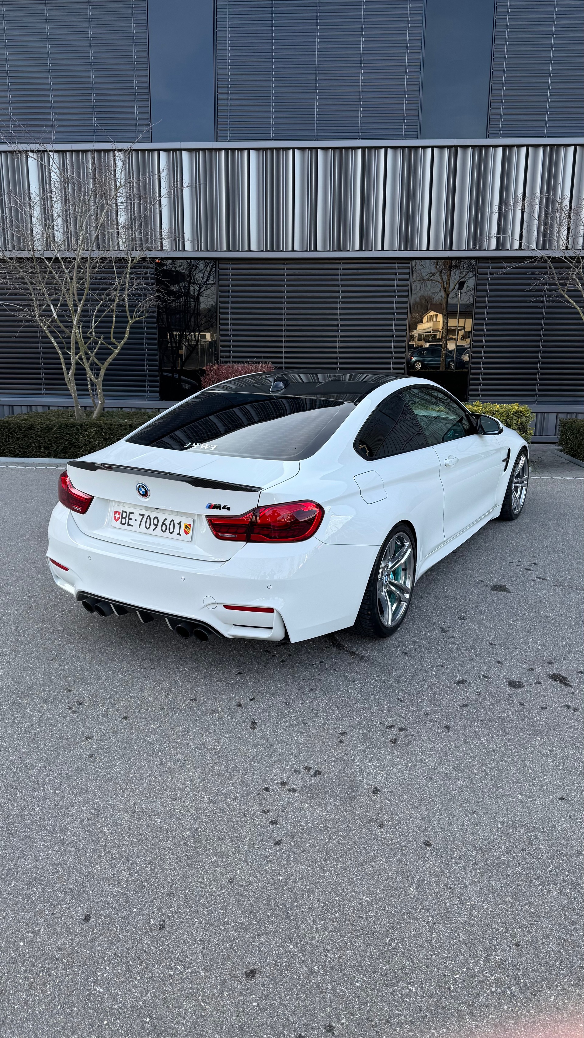 BMW M4 Coupé DKG-image-2