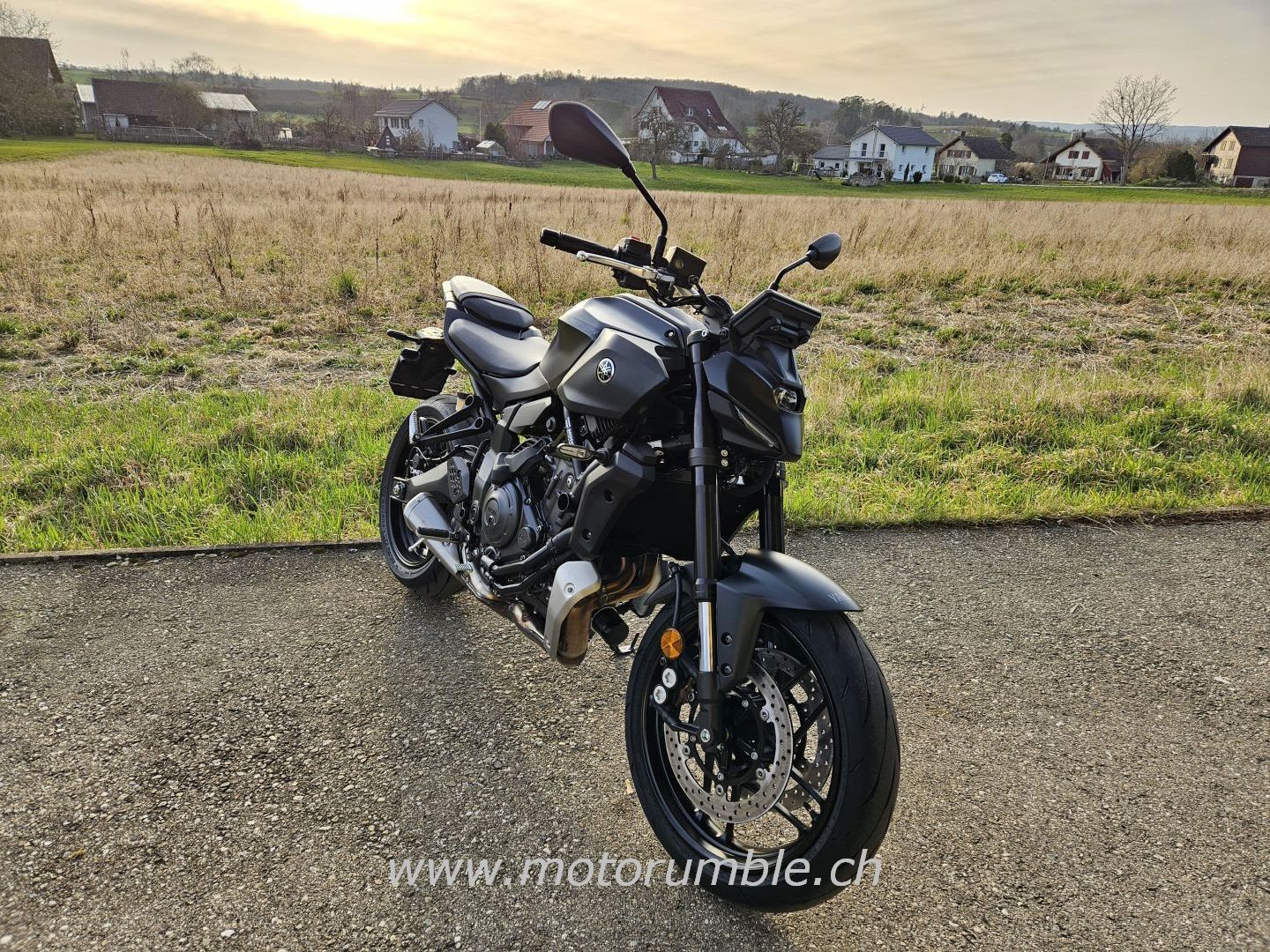 YAMAHA MT 07 Y AMT-image-1