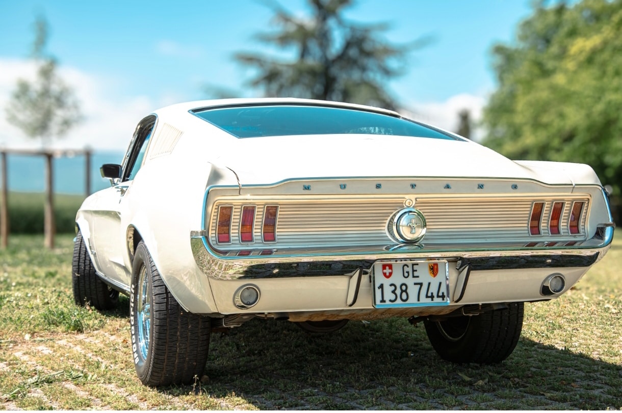 FORD Fastback-image-2