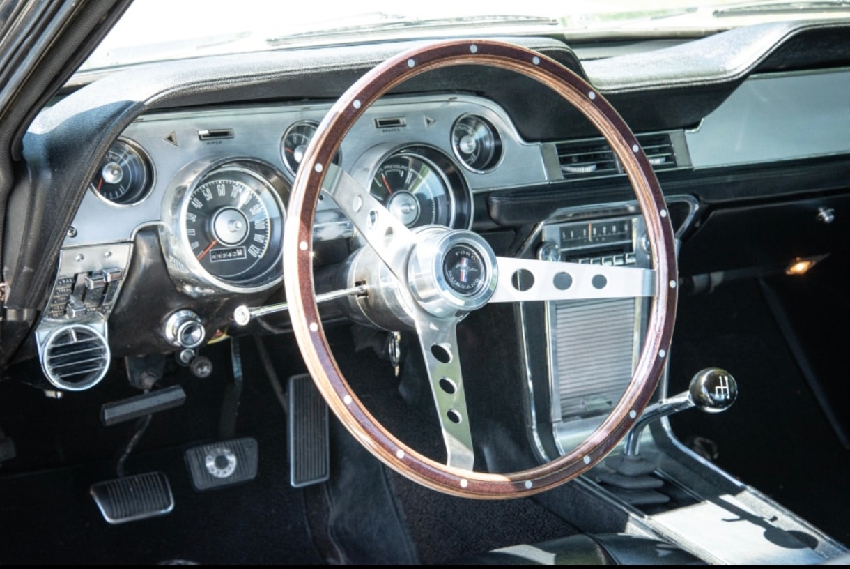 FORD Fastback-image-9