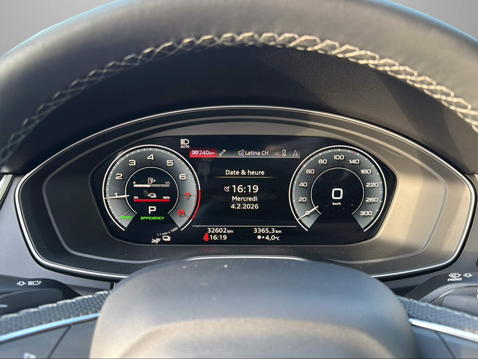 AUDI Q5 Sportback 55 TFSI e PHEV S line quattro S-tronic-image-8