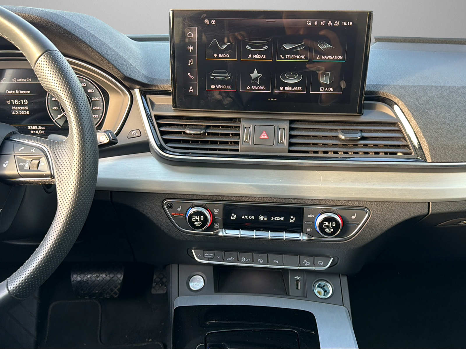 AUDI Q5 Sportback 55 TFSI e PHEV S line quattro S-tronic-image-10