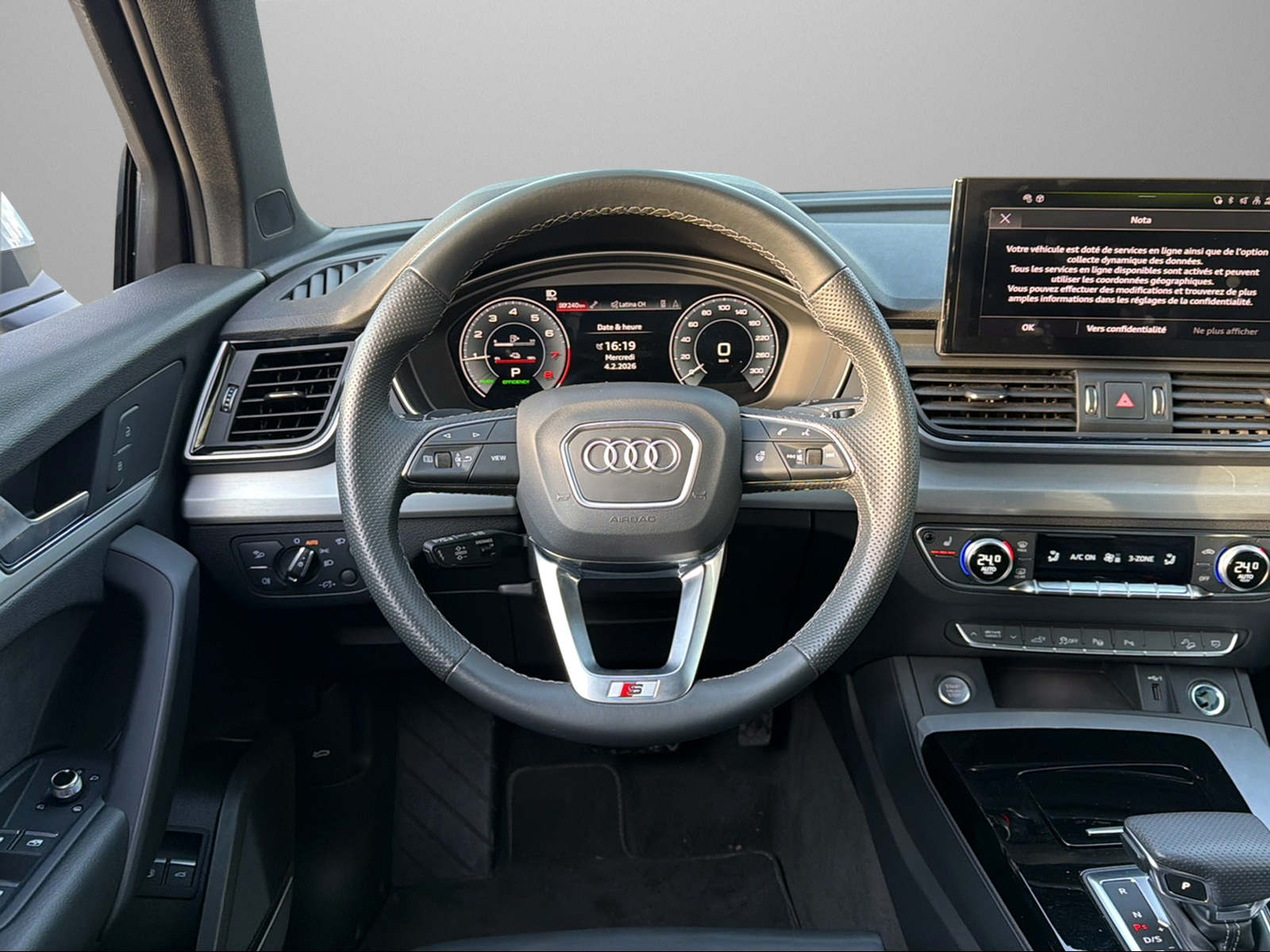 AUDI Q5 Sportback 55 TFSI e PHEV S line quattro S-tronic-image-7