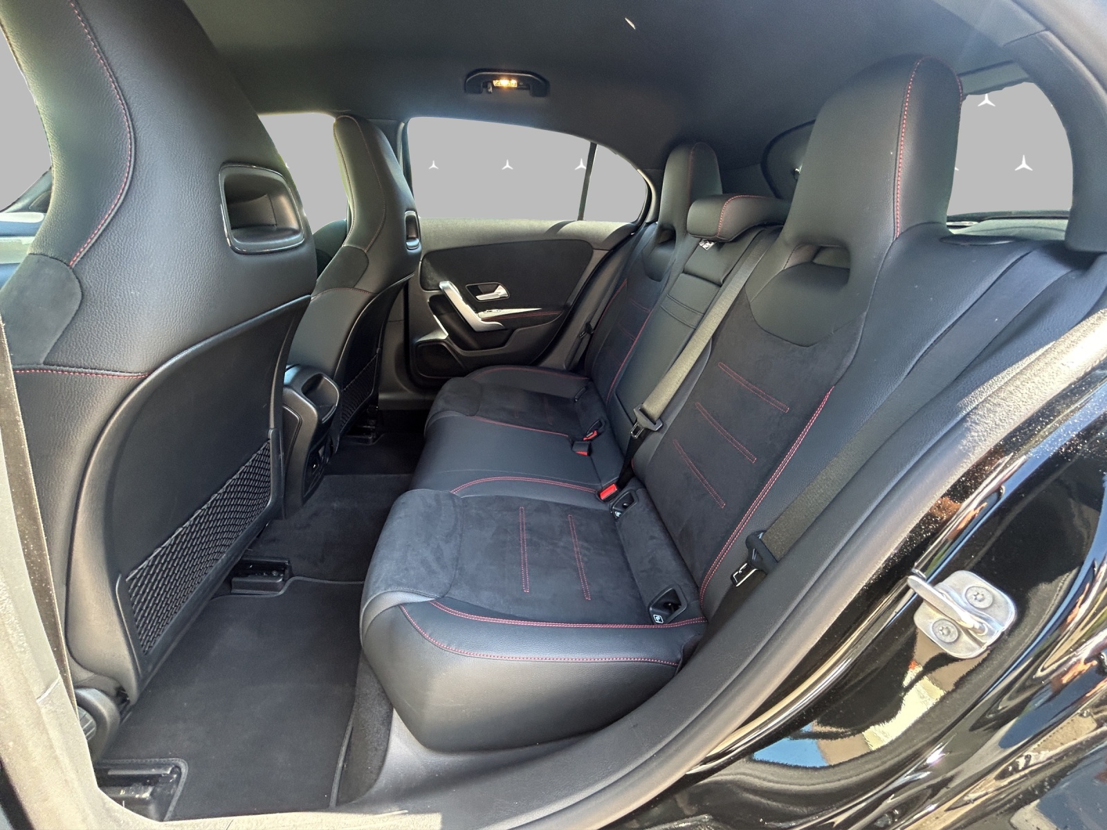 MERCEDES-BENZ A 180 7G-DCT-image-10