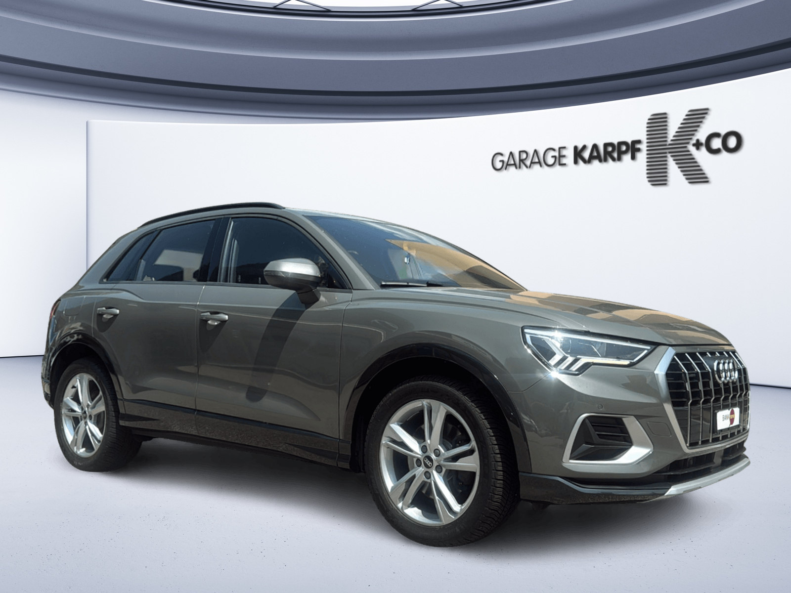 AUDI Q3 40 TDI quattro S-tronic-image-6