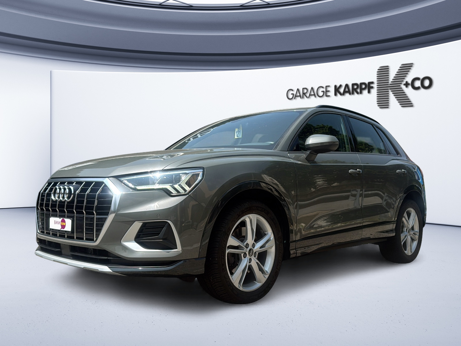 AUDI Q3 40 TDI quattro S-tronic-image-0