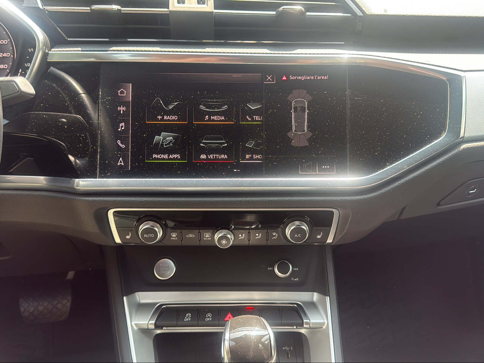 AUDI Q3 40 TDI quattro S-tronic-image-13