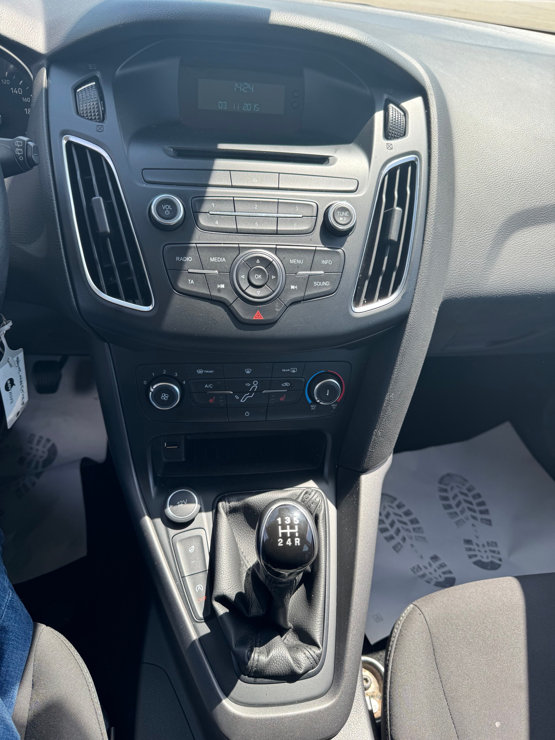 FORD Focus 1.0 SCTi Trend-image-9