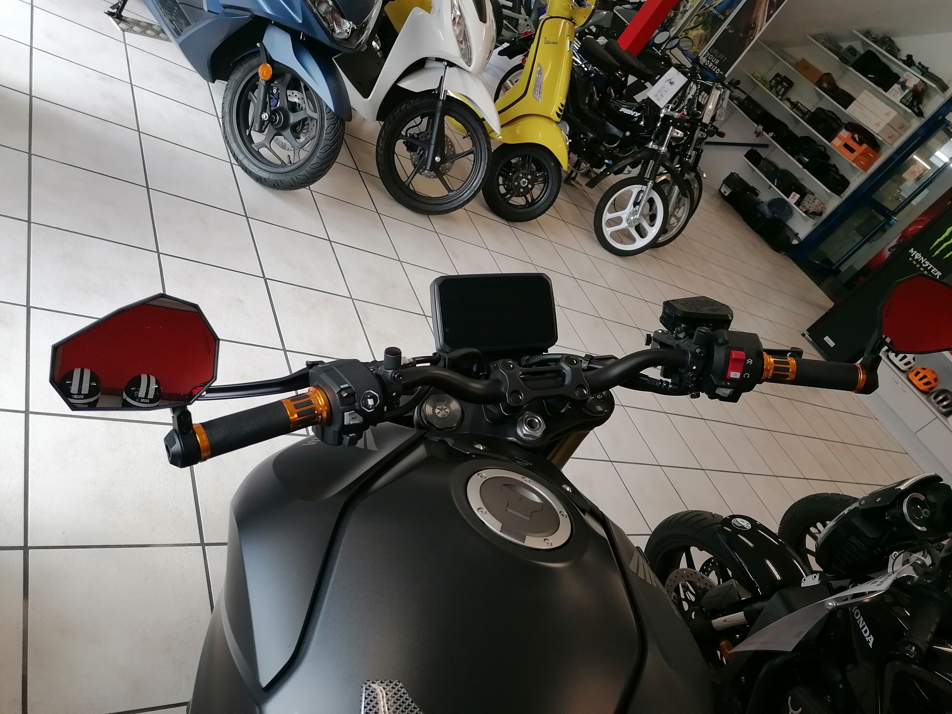 HONDA CB 1000 Hornet SP-image-8