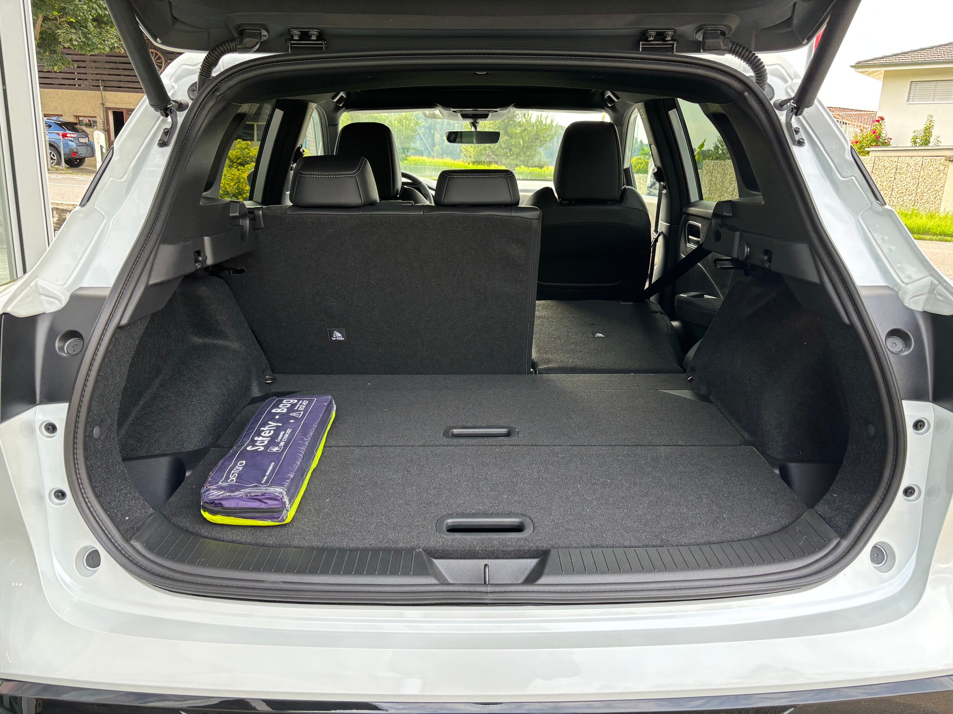 NISSAN Qashqai 1.3MHEV Tekna+ 4x4-image-6