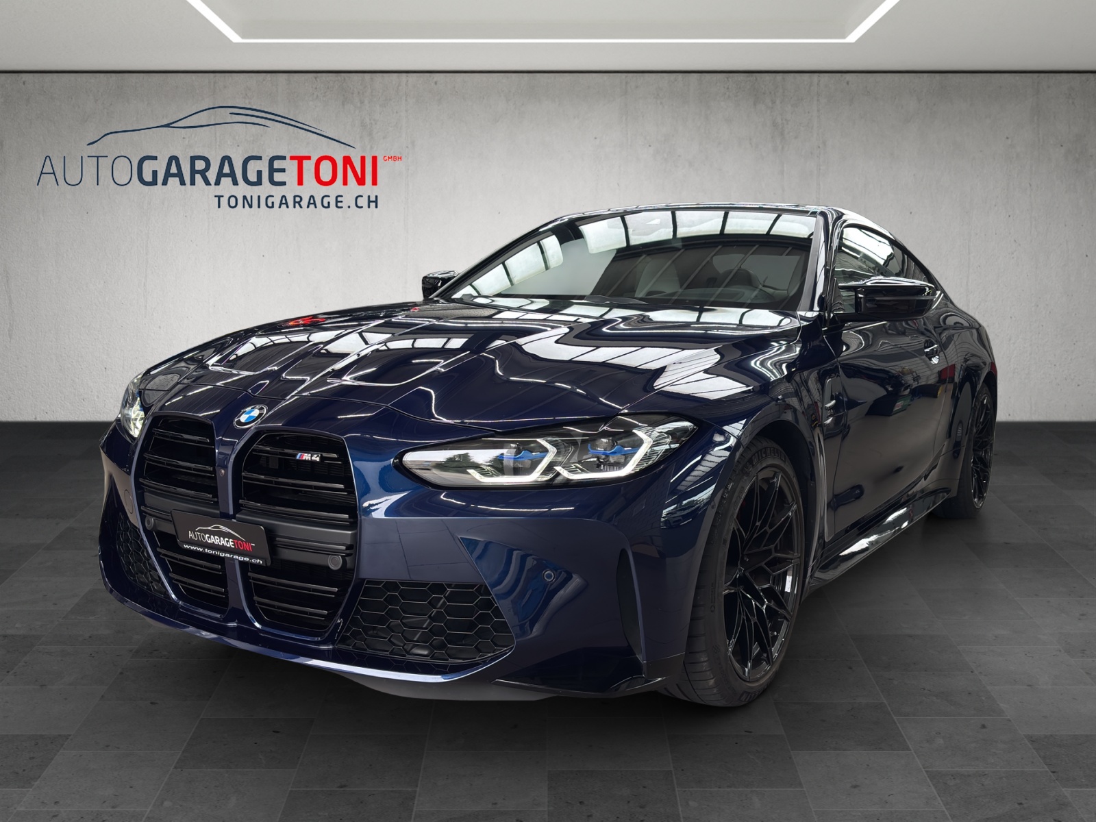 BMW M4 Coupé-image-0