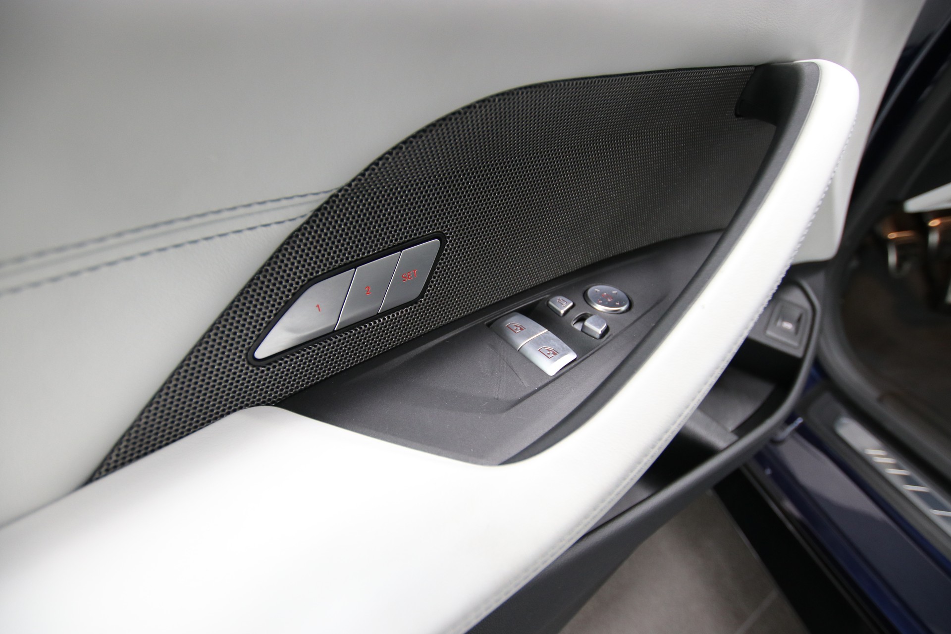 BMW M4 Coupé-image-24