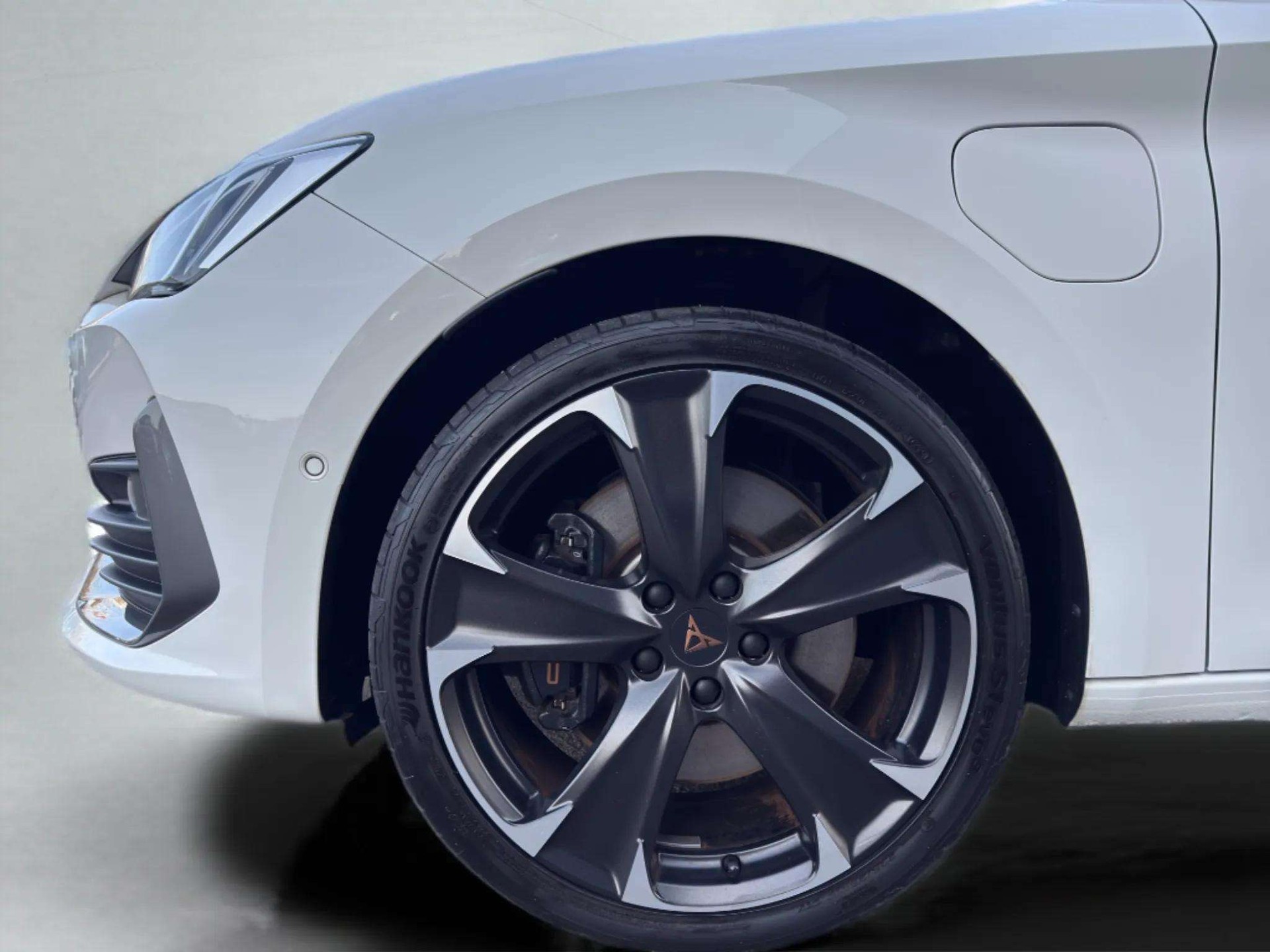 CUPRA LEON ST 1.4 e-HYBRID pHEV DSG-image-8