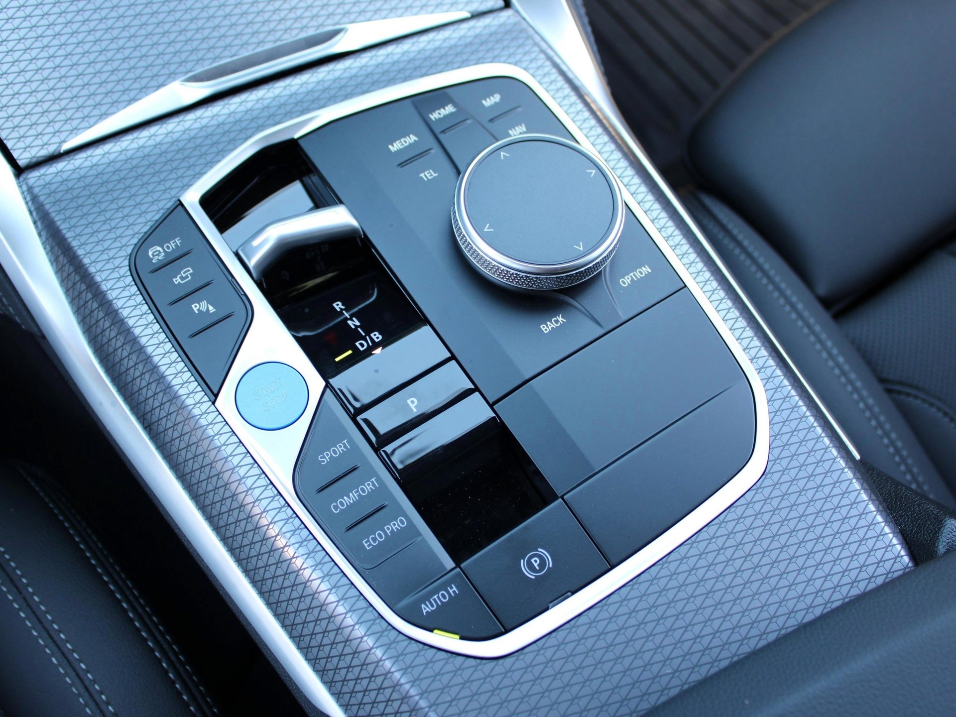 BMW i4 M60 M Sport Pro-image-11
