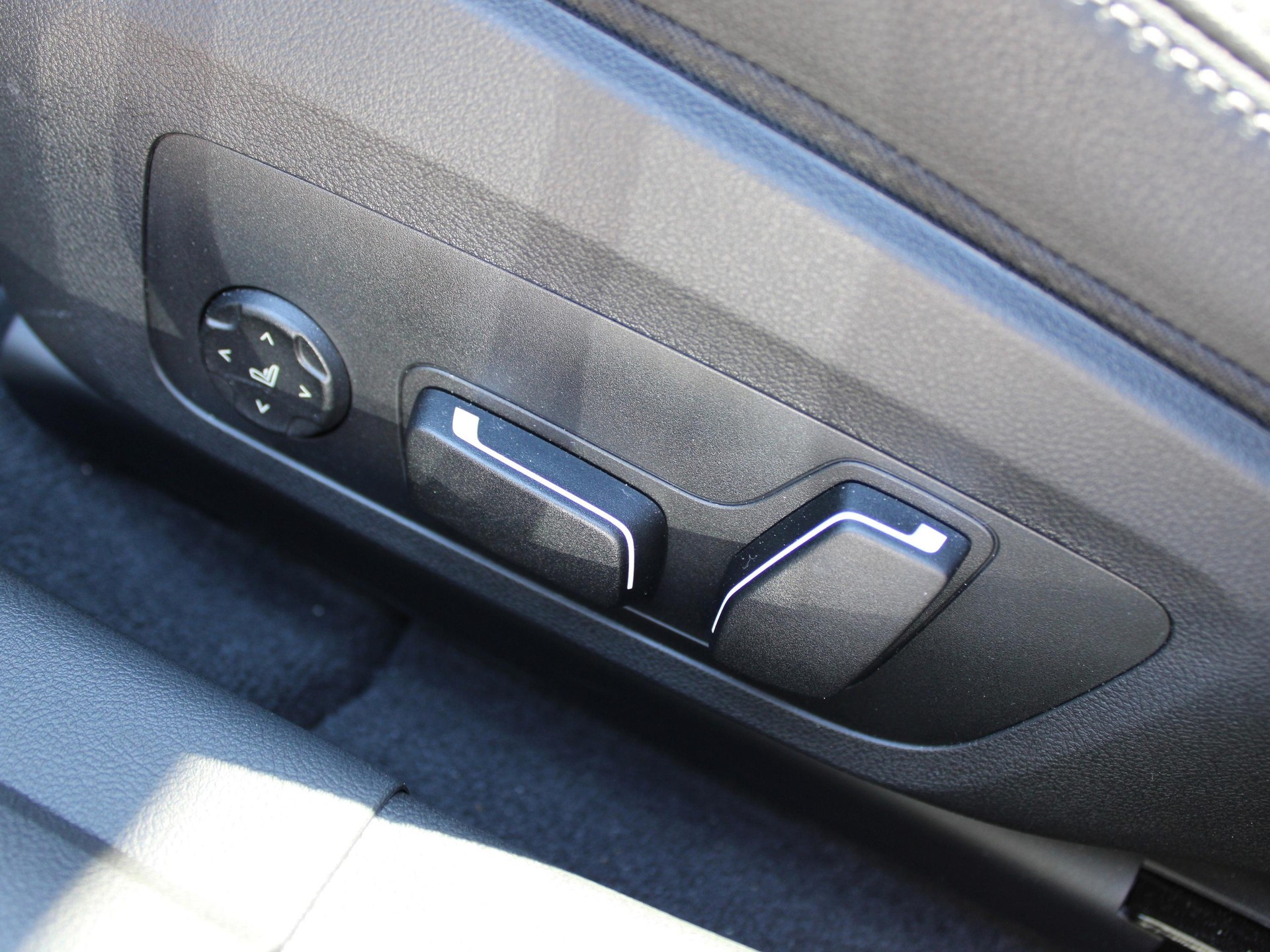 BMW i4 M60 M Sport Pro-image-19
