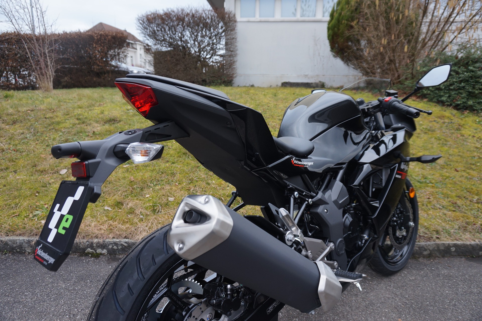 KAWASAKI Ninja 125 ABS MY26-image-5