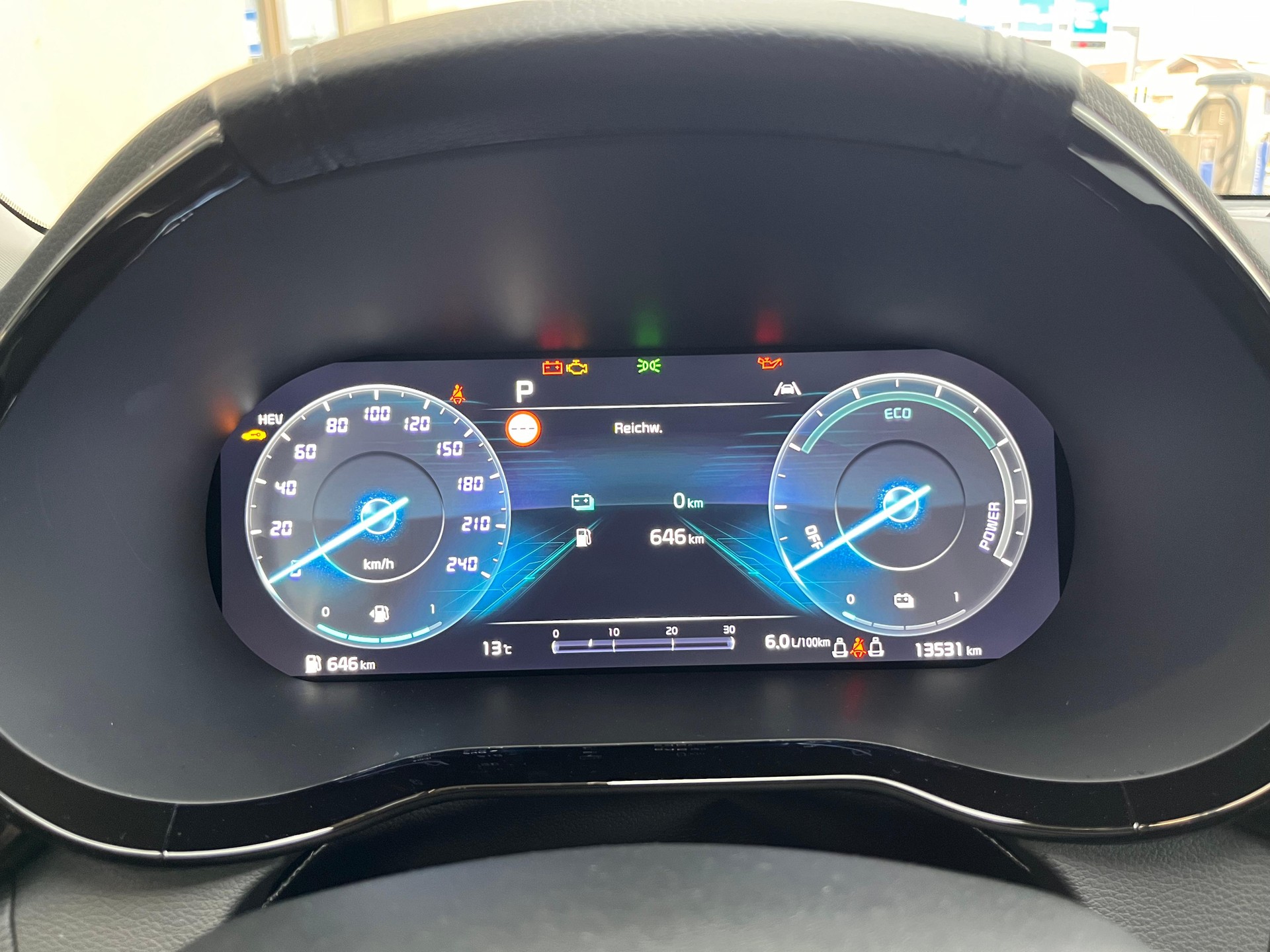 KIA Ceed SW 1.6 GDi Plug-in Hybrid Style-image-15