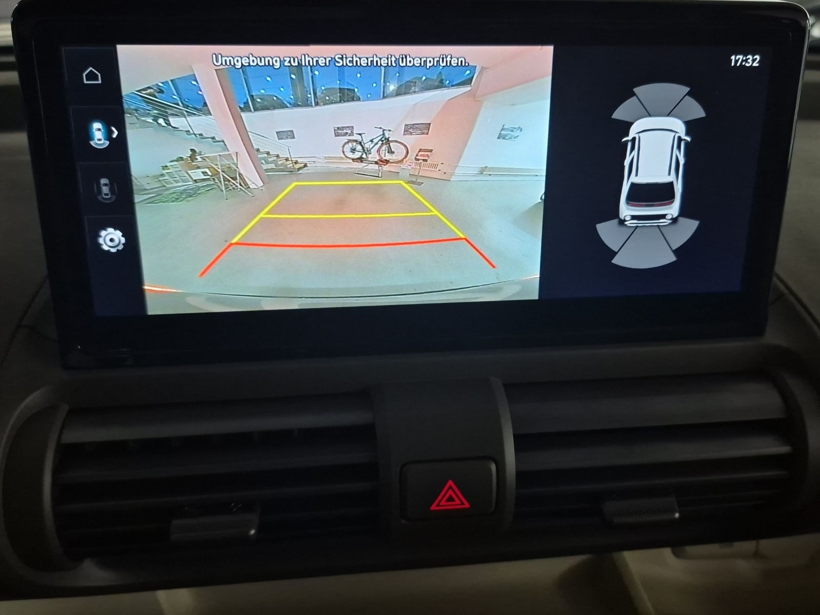 HYUNDAI Inster Electric Amplia Interior Beige-image-12