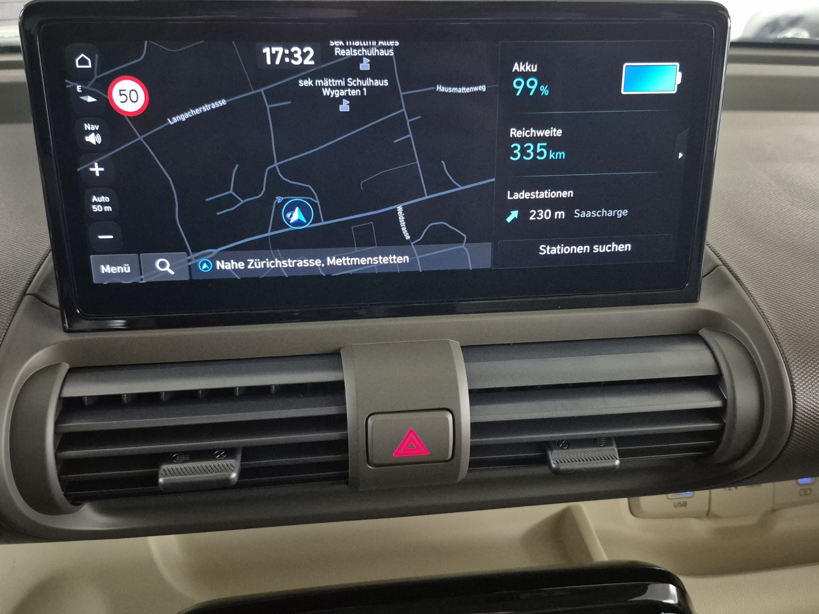 HYUNDAI Inster Electric Amplia Interior Beige-image-11