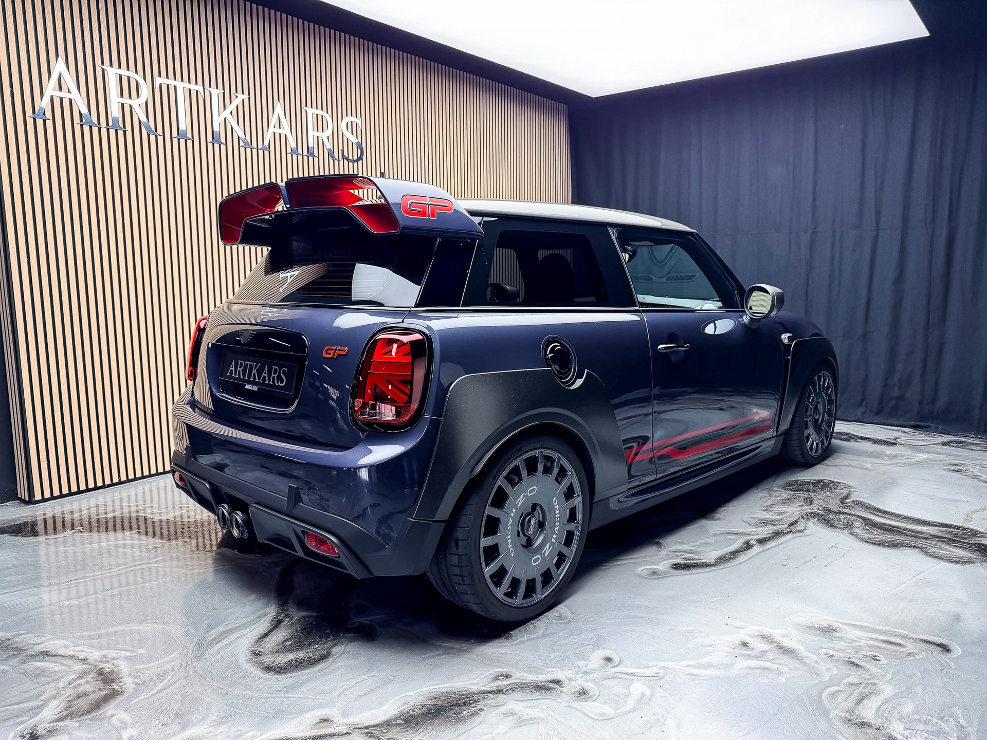 MINI Cooper John Cooper Works GP 3 Steptronic-image-6