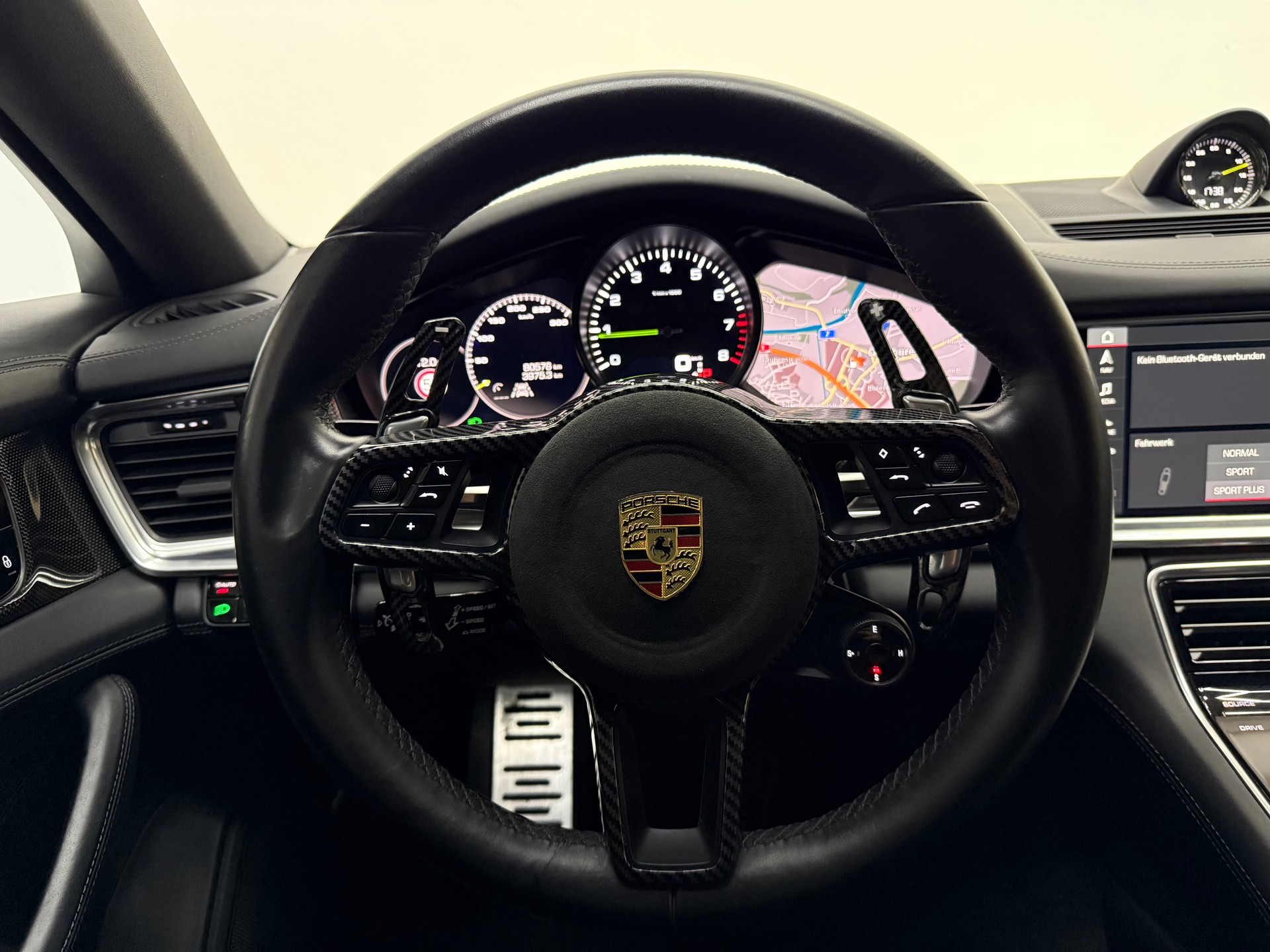 PORSCHE Panamera 4 E-Hybrid PDK-image-12