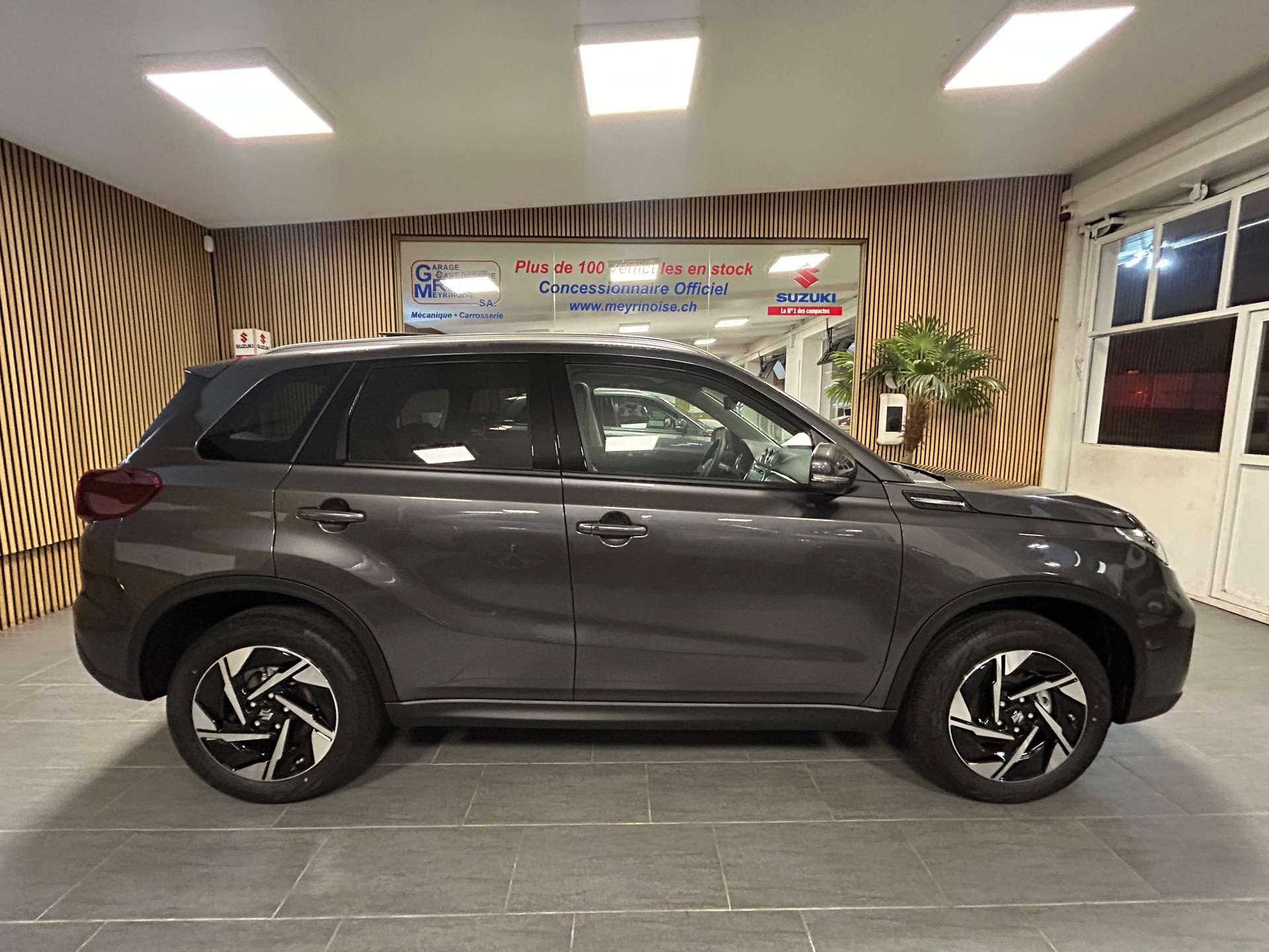 SUZUKI Vitara 1.4 T Compact Top Hybrid 4x4-image-0