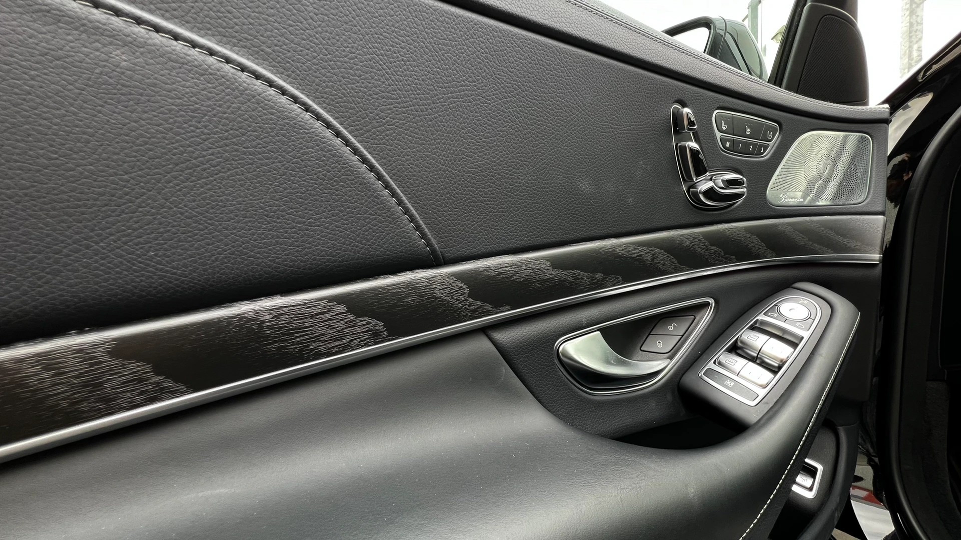 MERCEDES-BENZ S 400 D L 4MATIC 9G-TRONIC AMG l 340 PS-image-22