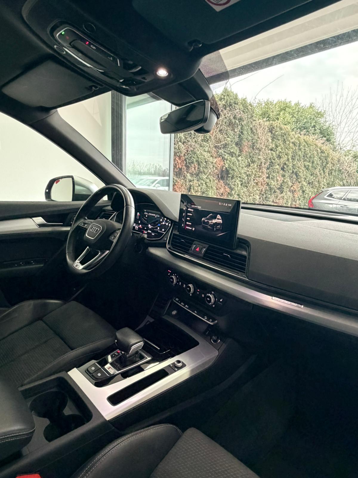 AUDI SQ5 TDI quattro tiptronic-image-12