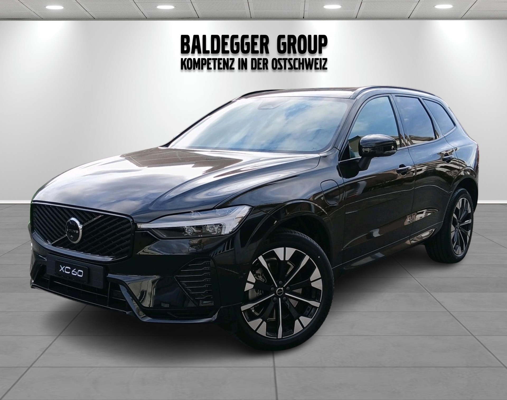 VOLVO XC60 2.0 T6 TE Ultra Dark eAWD-image-1