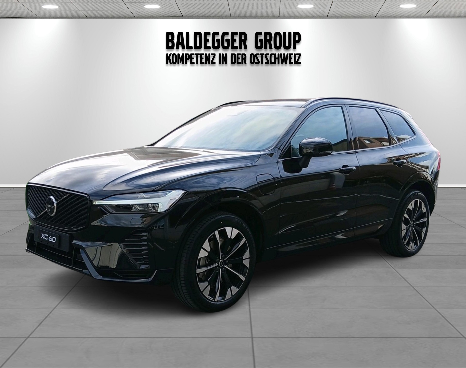 VOLVO XC60 2.0 T6 TE Ultra Dark eAWD-image-0