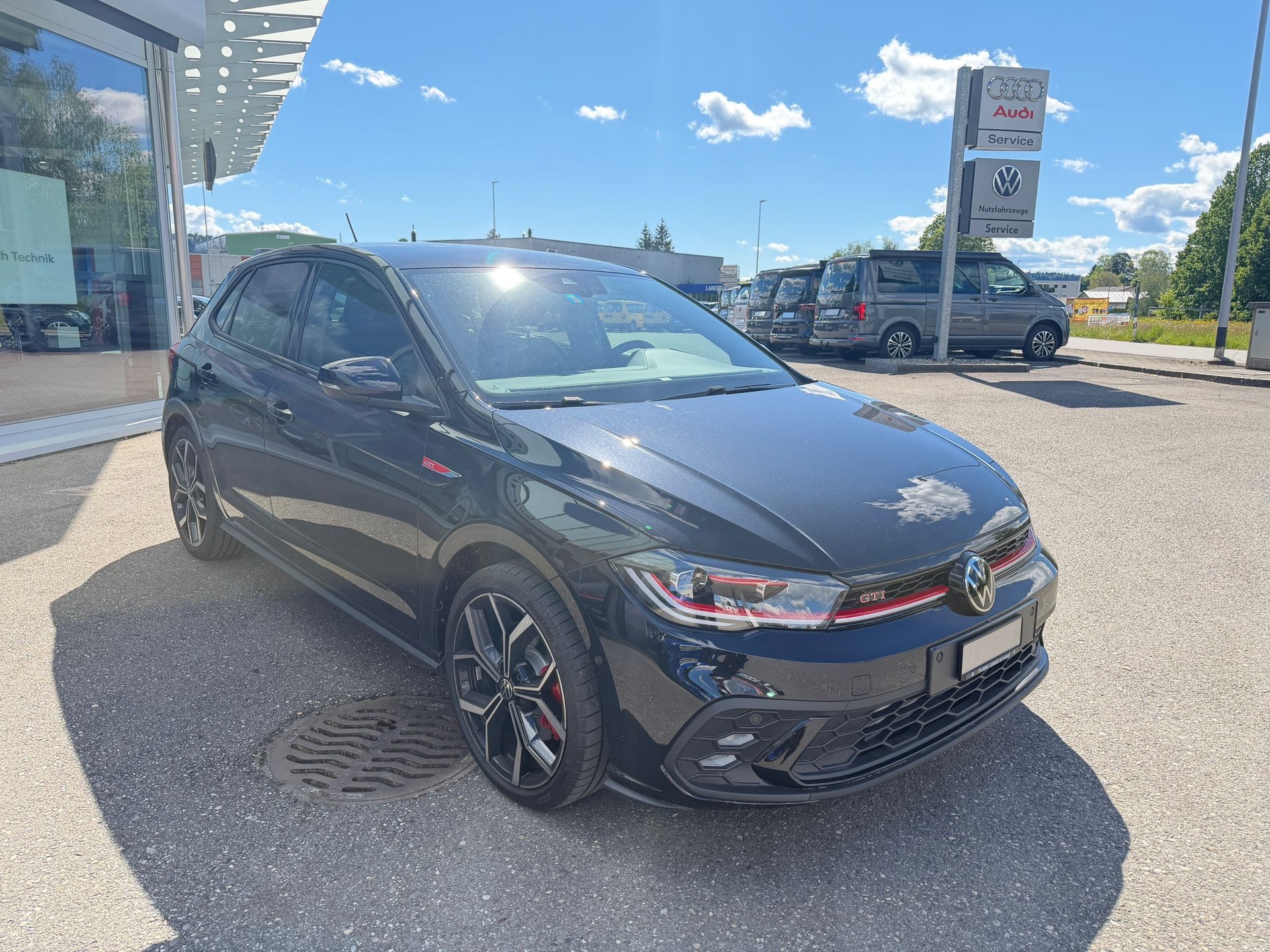 VW Polo 2.0 TSI GTI United DSG-image-6