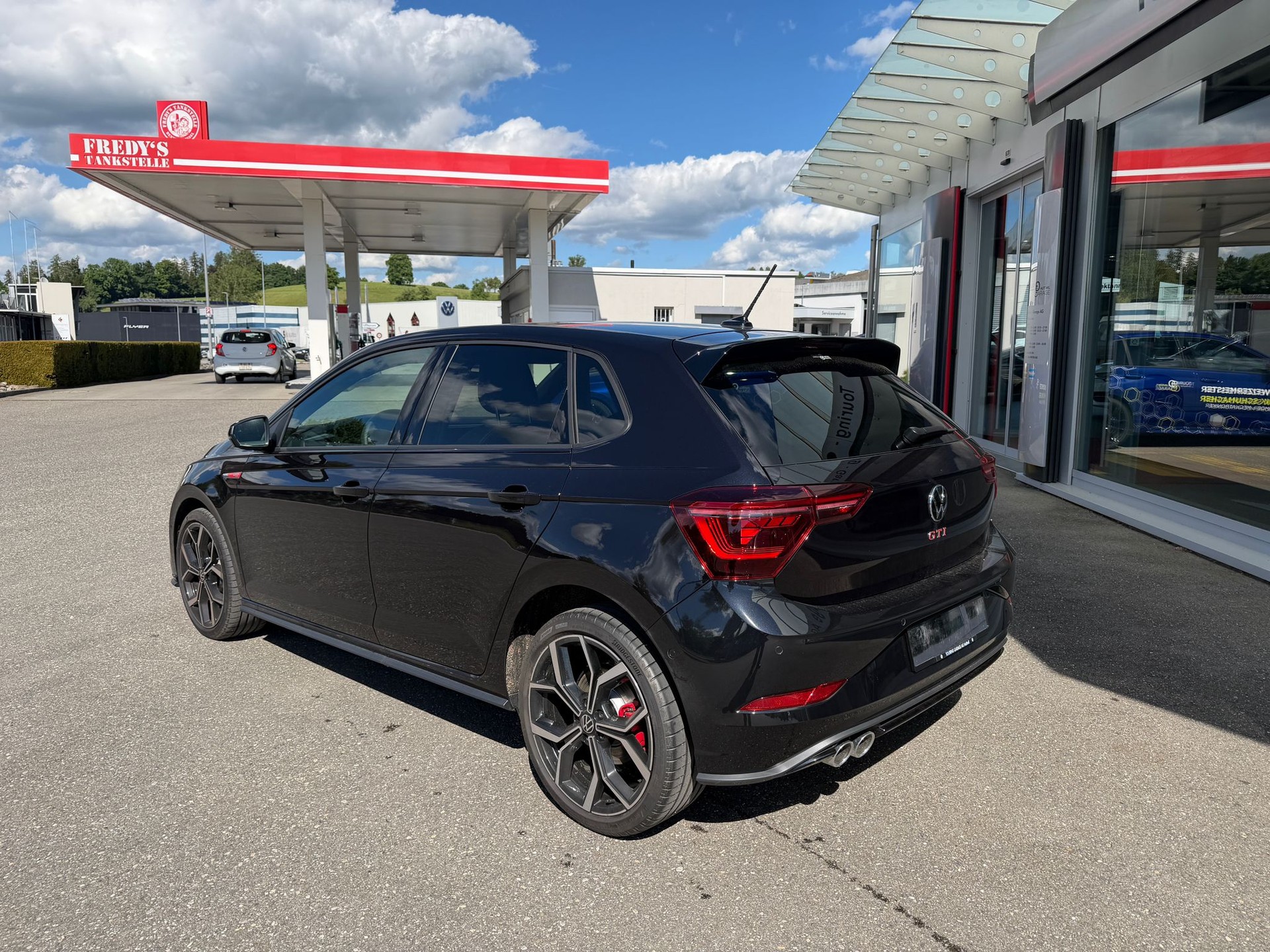 VW Polo 2.0 TSI GTI United DSG-image-2