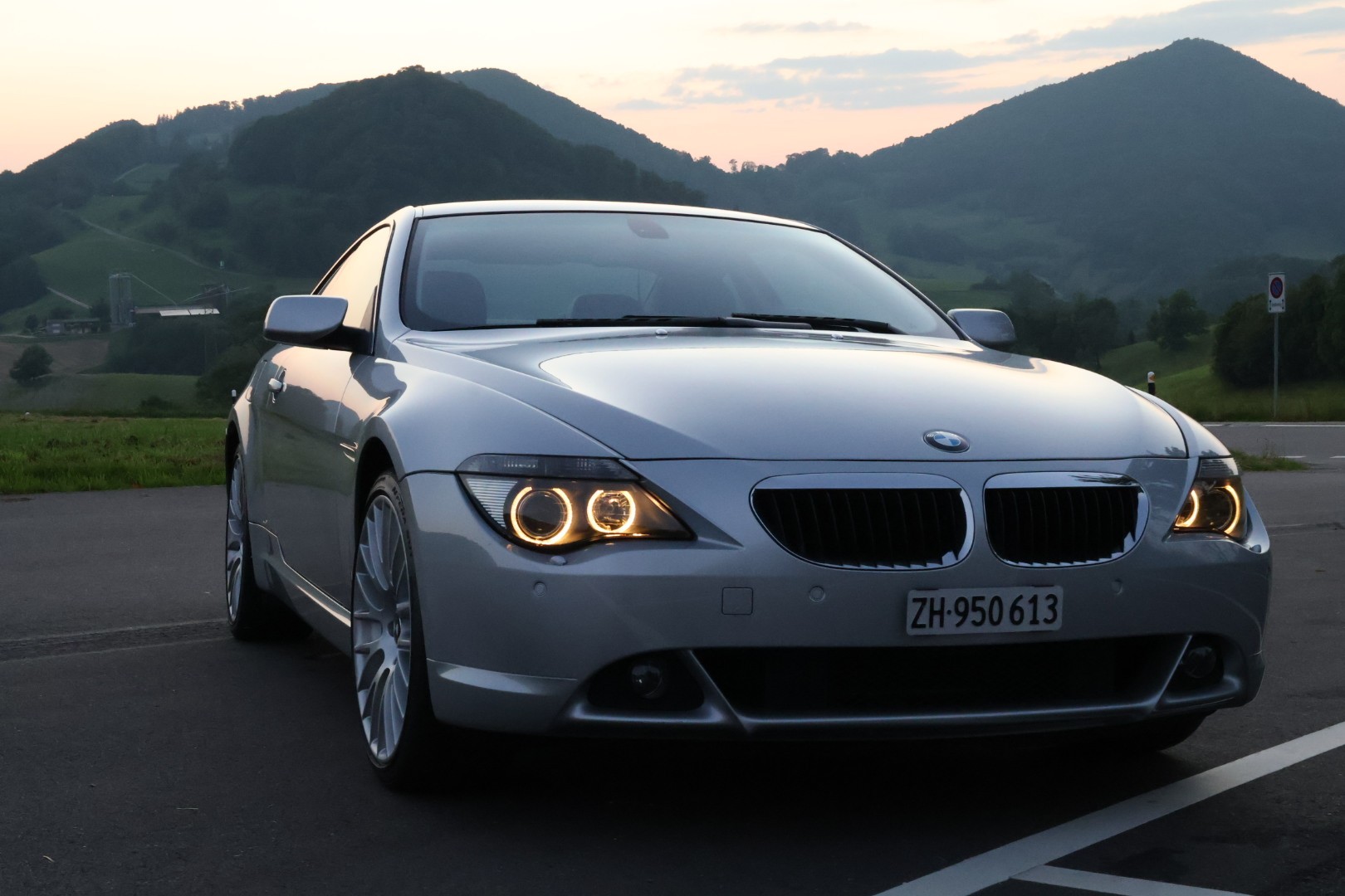 BMW 630i-image-10