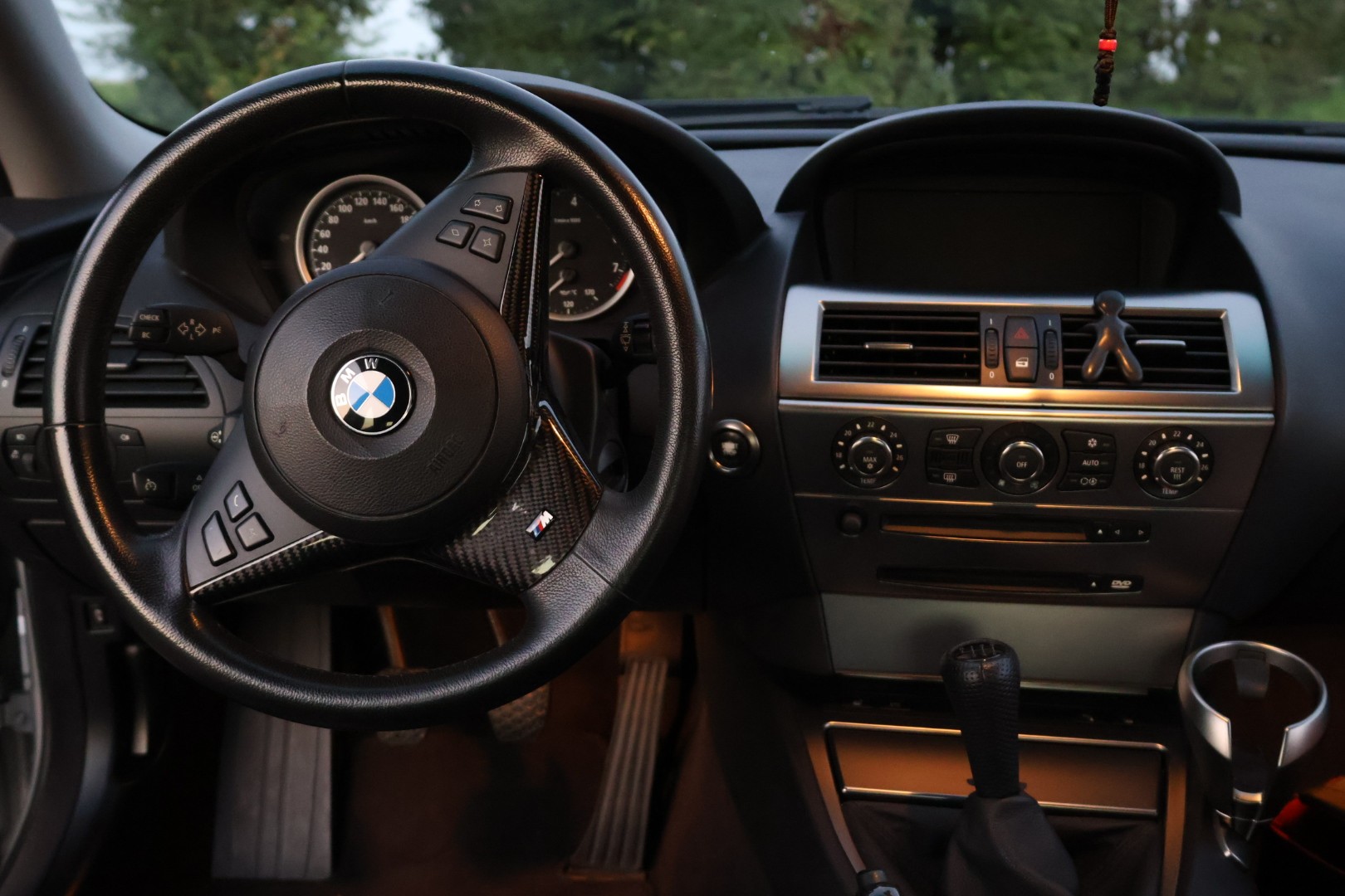 BMW 630i-image-14